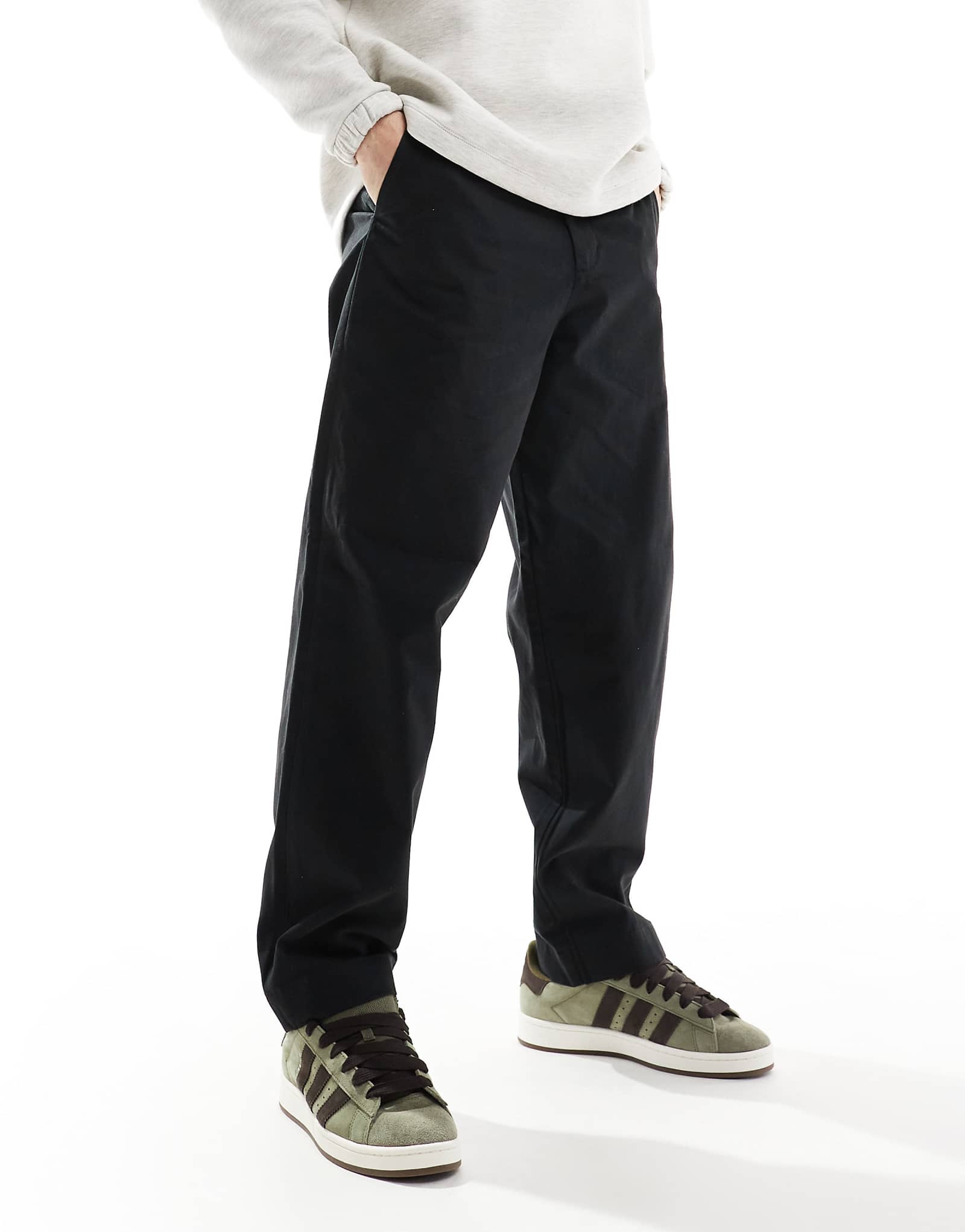 Прямые саржевые брюки Fred Perry черного цвета 30690₽