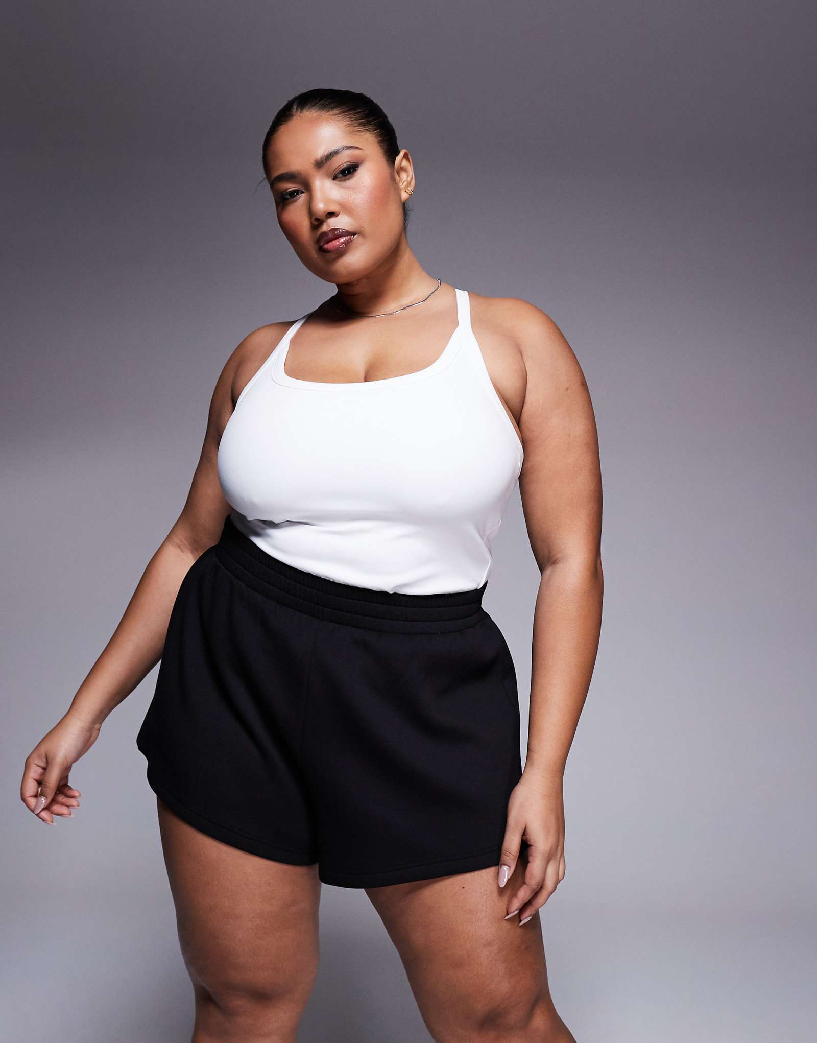 Спортивные шорты 4505 Curve Icon performance черного цвета 5690₽