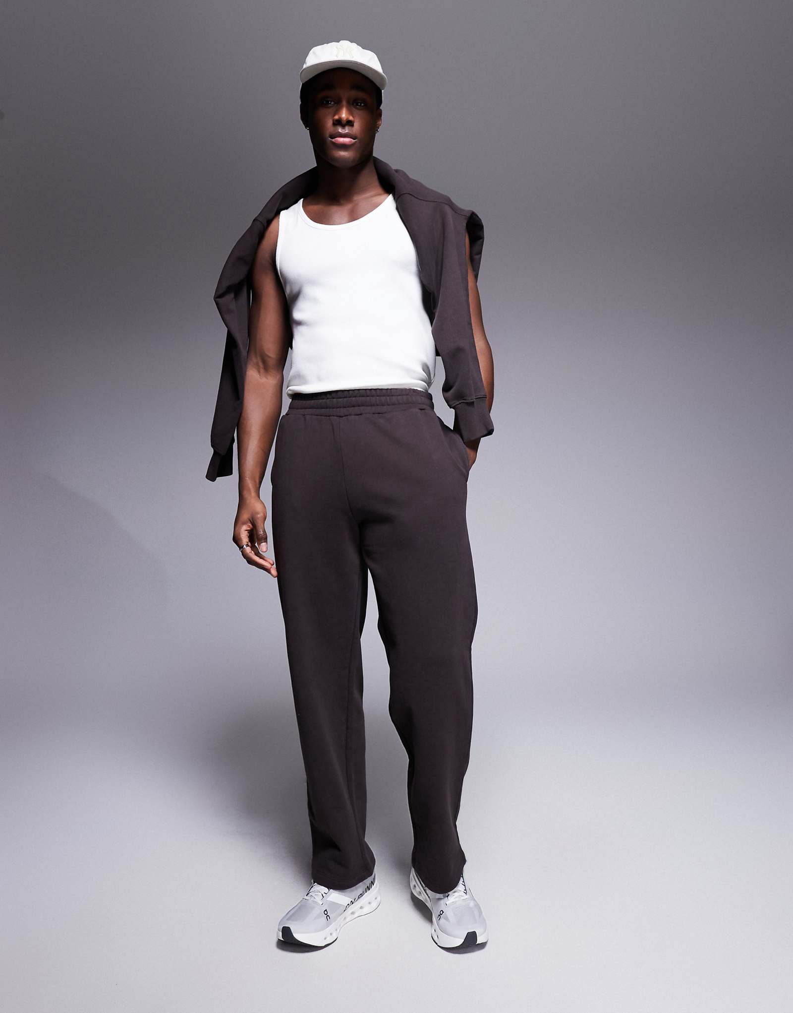 4505 быстросохнущие тренировочные брюки с широкими штанинами для тяжеловесов коричневого цвета 8190₽