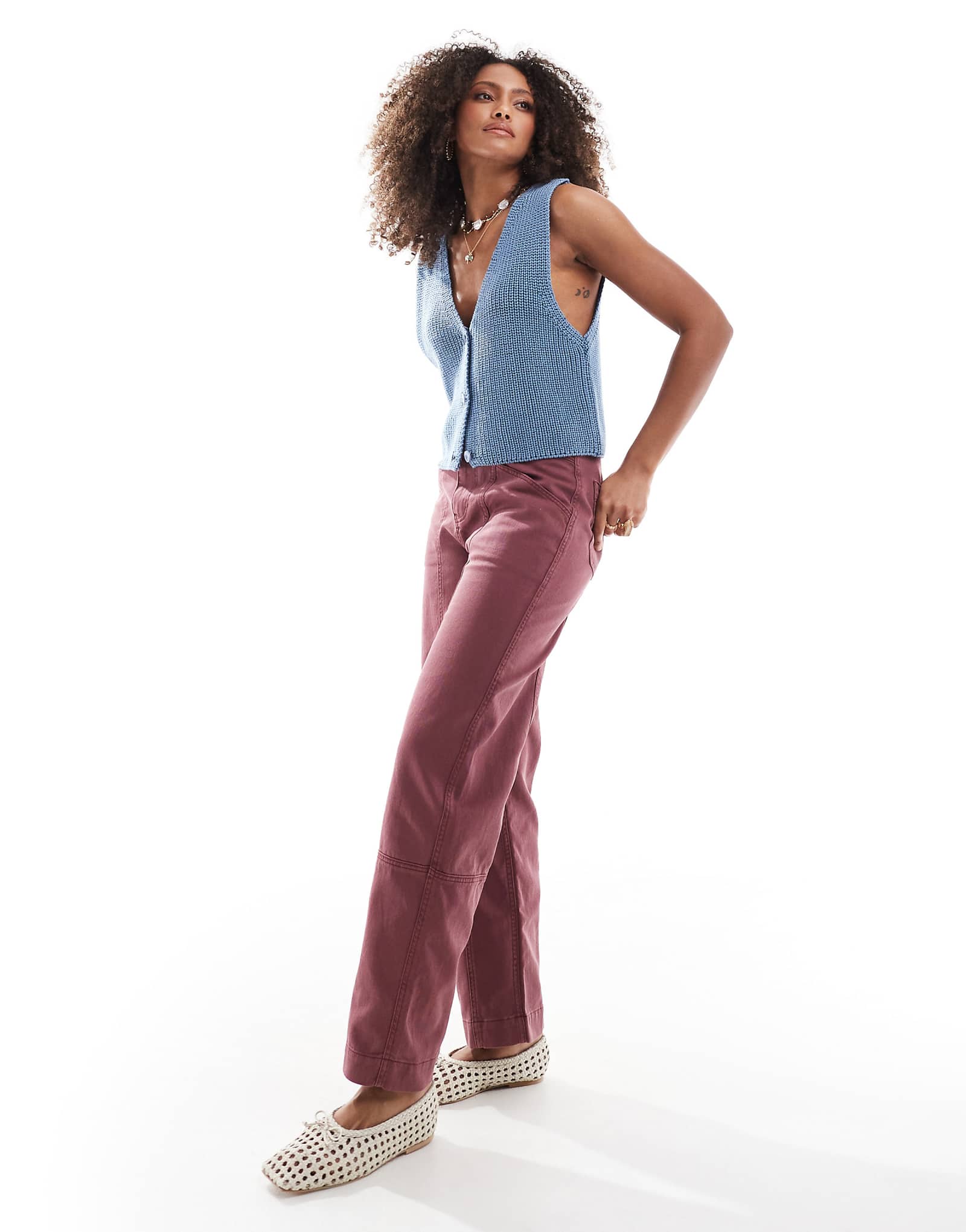 Дизайнерские брюки-бочонки ASOS с деталями в виде швов цвета промытой сливы 3090₽