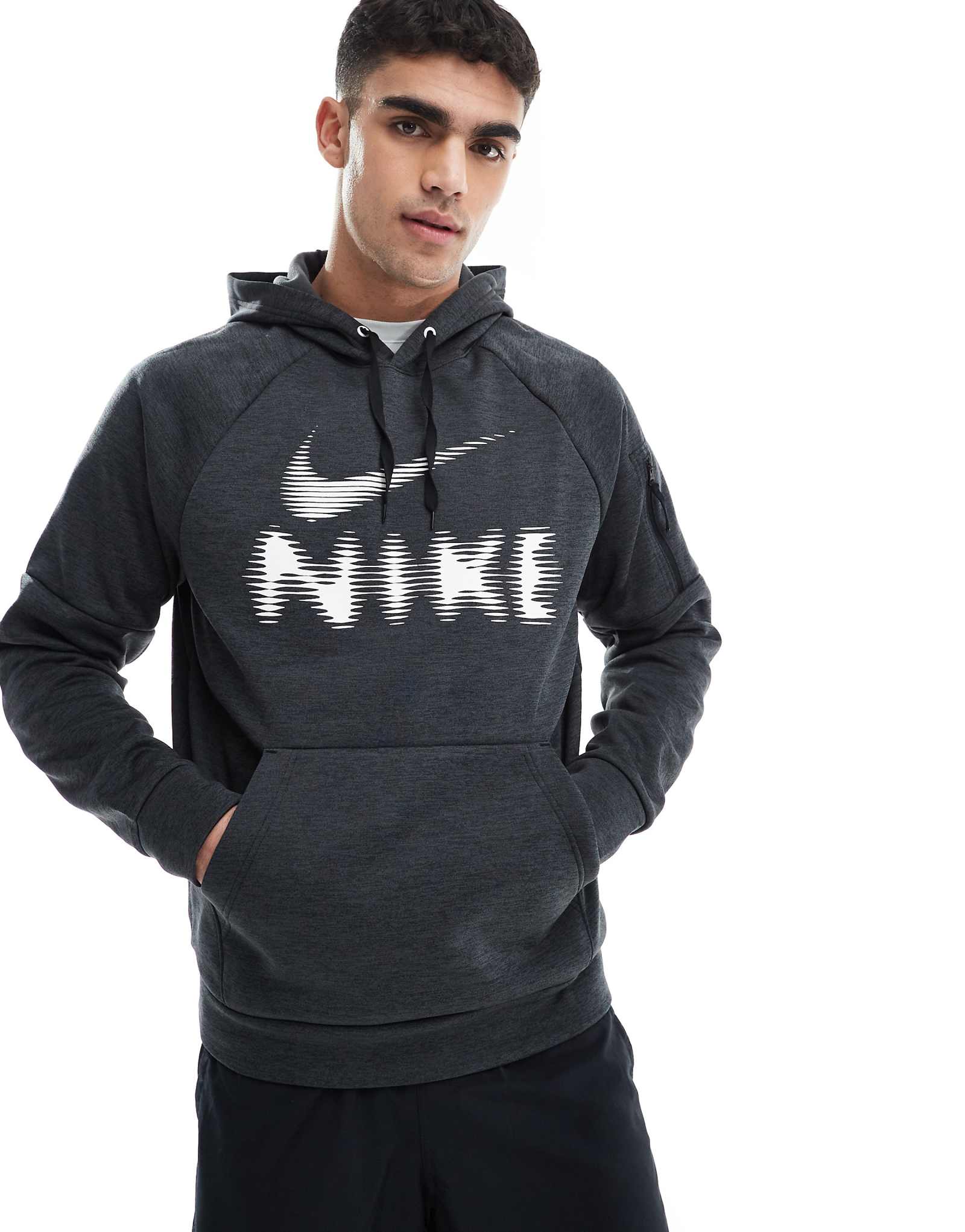 Толстовка с капюшоном Nike Training blurred swoosh с графическим рисунком черного цвета 14290₽