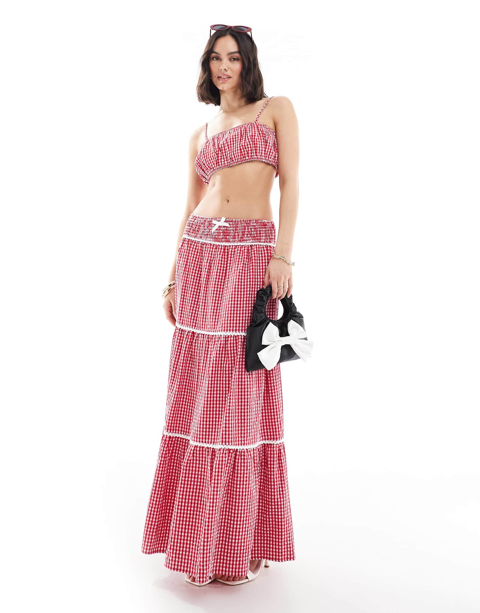 Эксклюзивная макси-юбка Frolic с гофрированной талией и ярусами в красную клетку - часть комплекта 15690₽