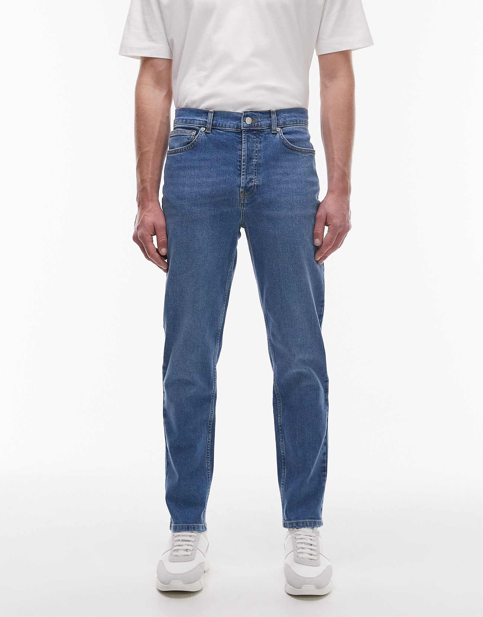 Зауженные джинсы-стрейч Topman синего цвета средней стирки 12290₽