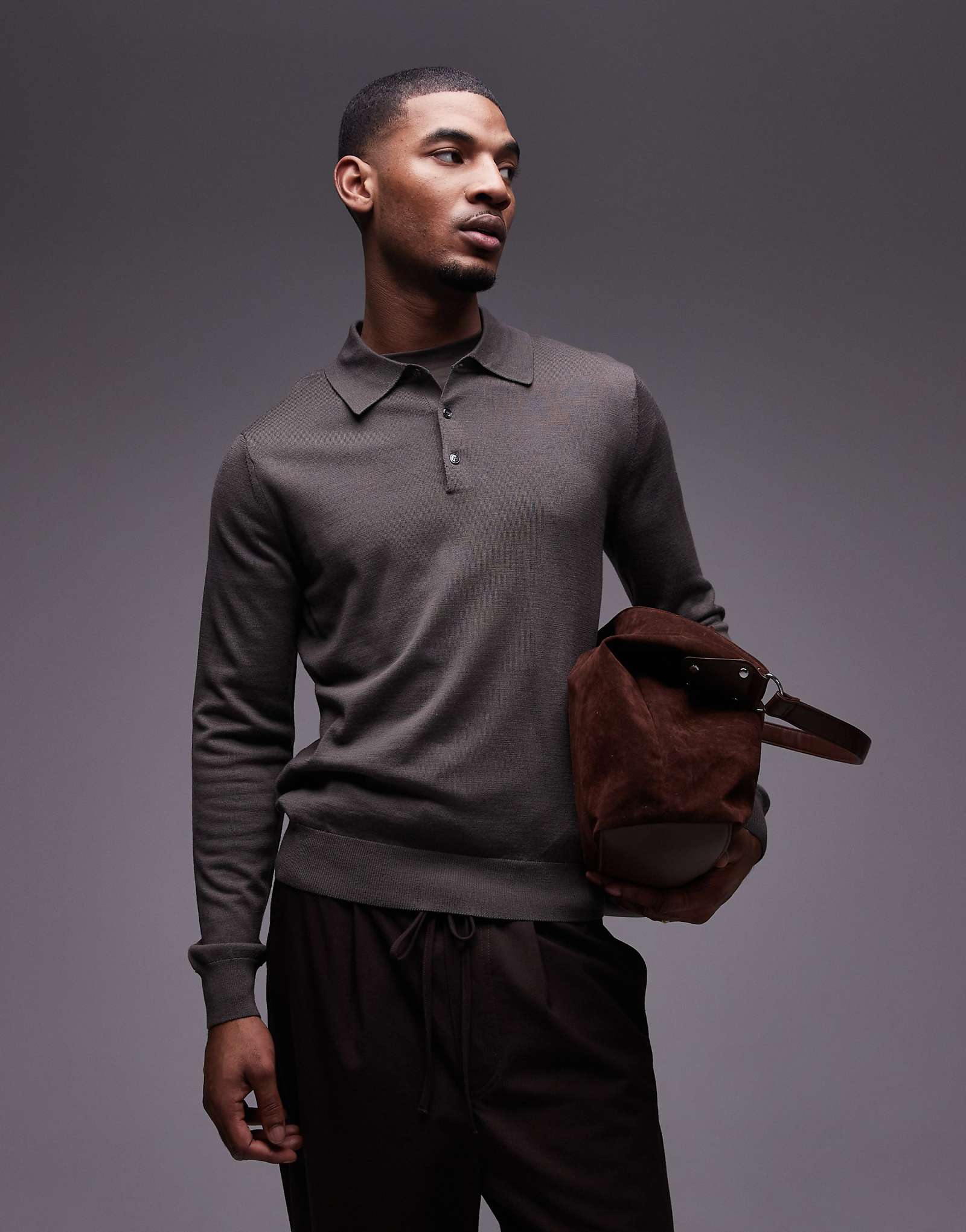 Вязаный свитер поло на пуговицах Mango светло-коричневого цвета 13590₽