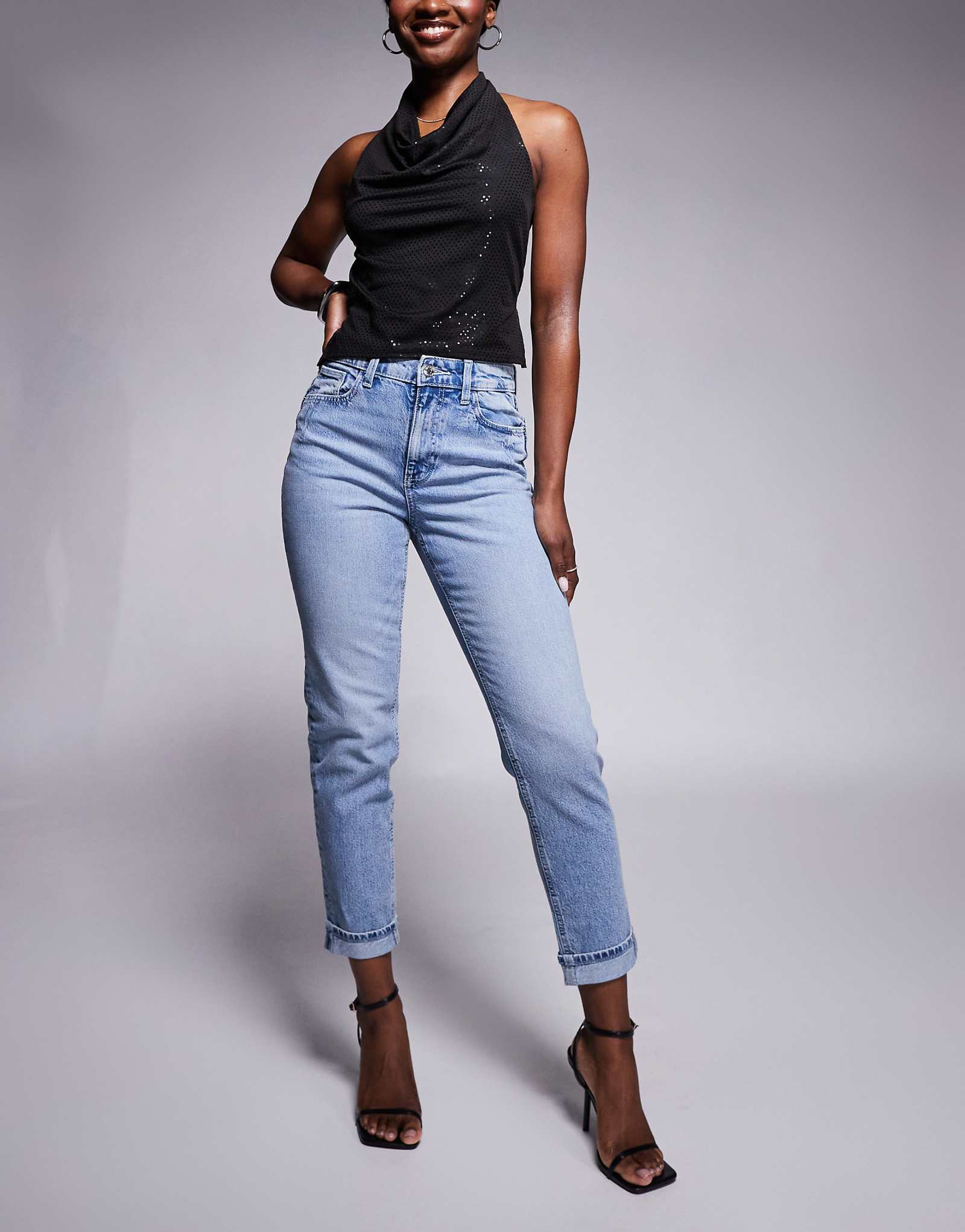 Джинсы River Island mom светло-голубого цвета 13890₽