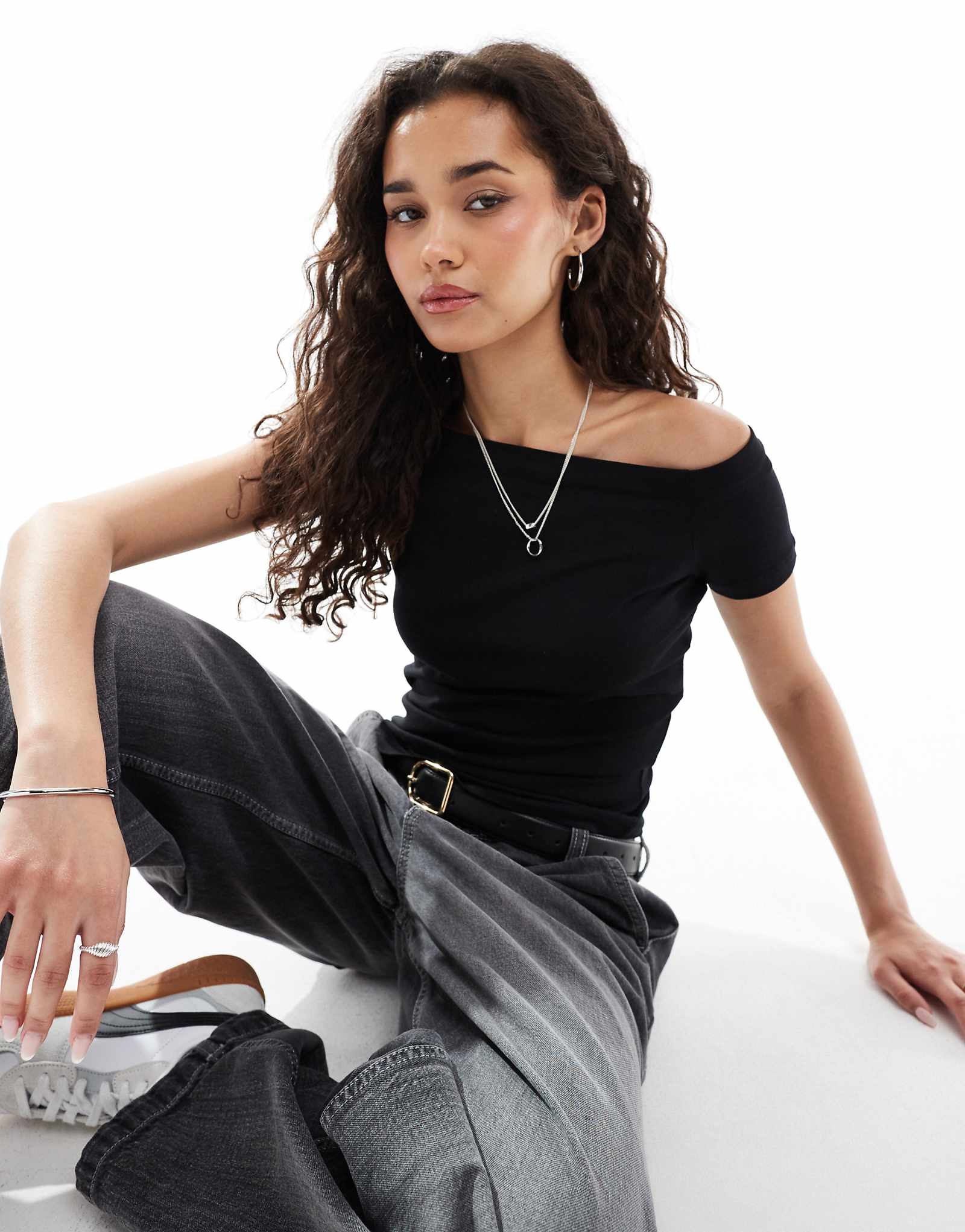 Футболка с коротким рукавом Vero Moda черного цвета
