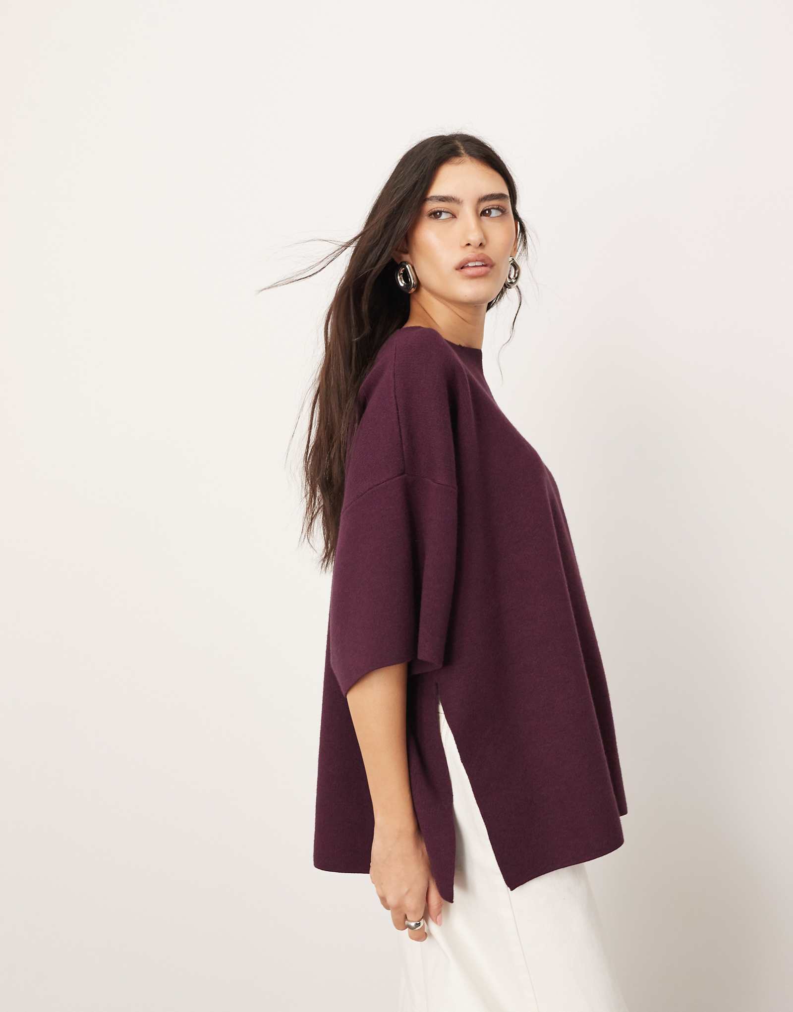 ARRANGE premium compact knit oversized t-shirt in burgundy 13790₽