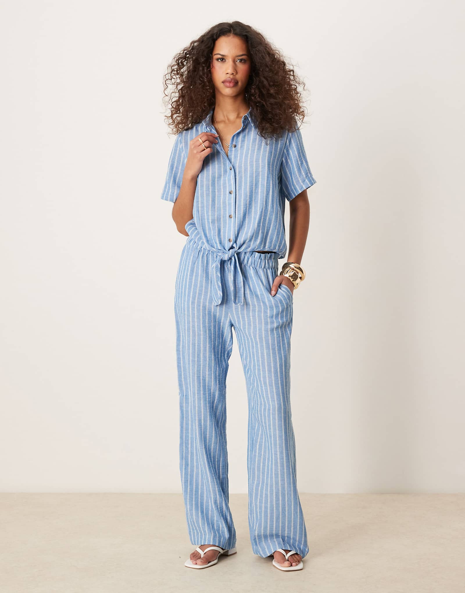 Широкие брюки JDY светло-голубого цвета - часть комплекта 7790₽