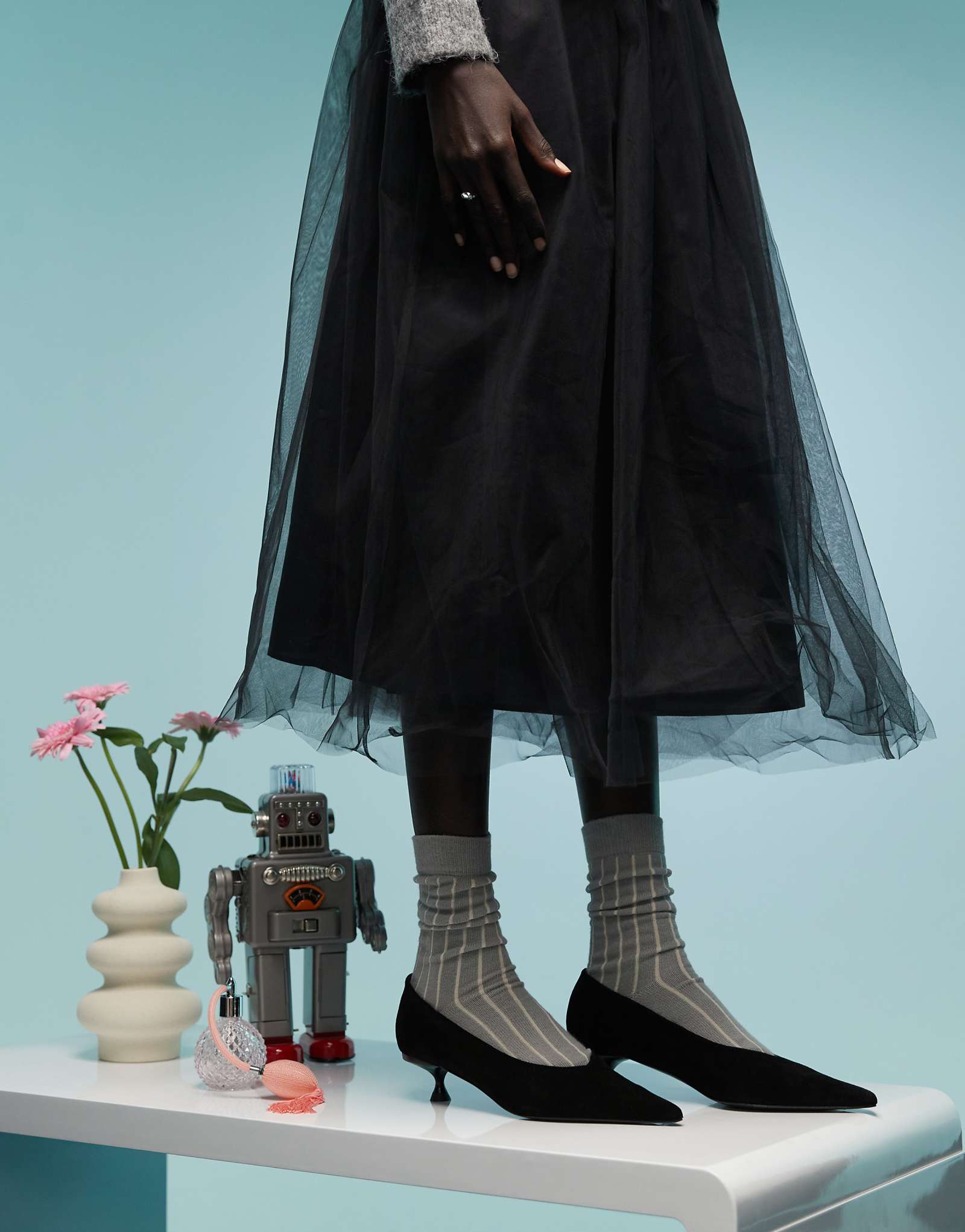 Черные туфли-лодочки на остроконечном кошачьем каблуке BIMBA Y LOLA