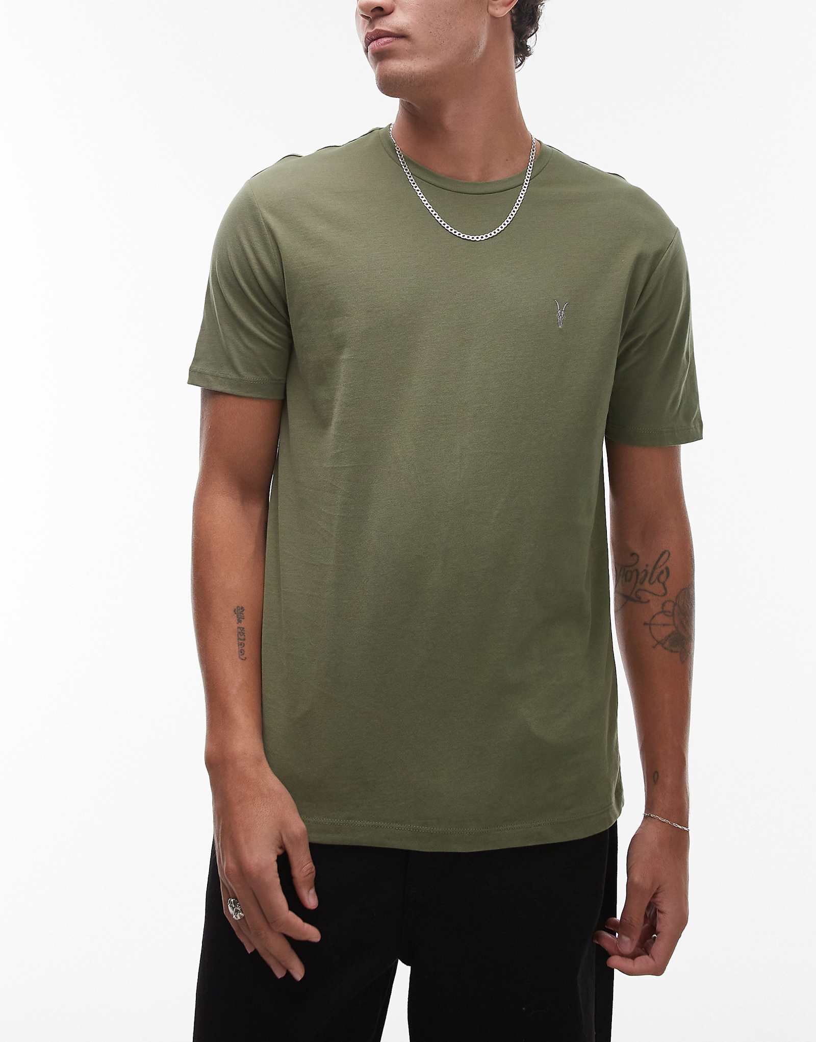 Футболки из матового хлопка AllSaints Brace 3 штуки белого зеленого и черного цветов 24390₽