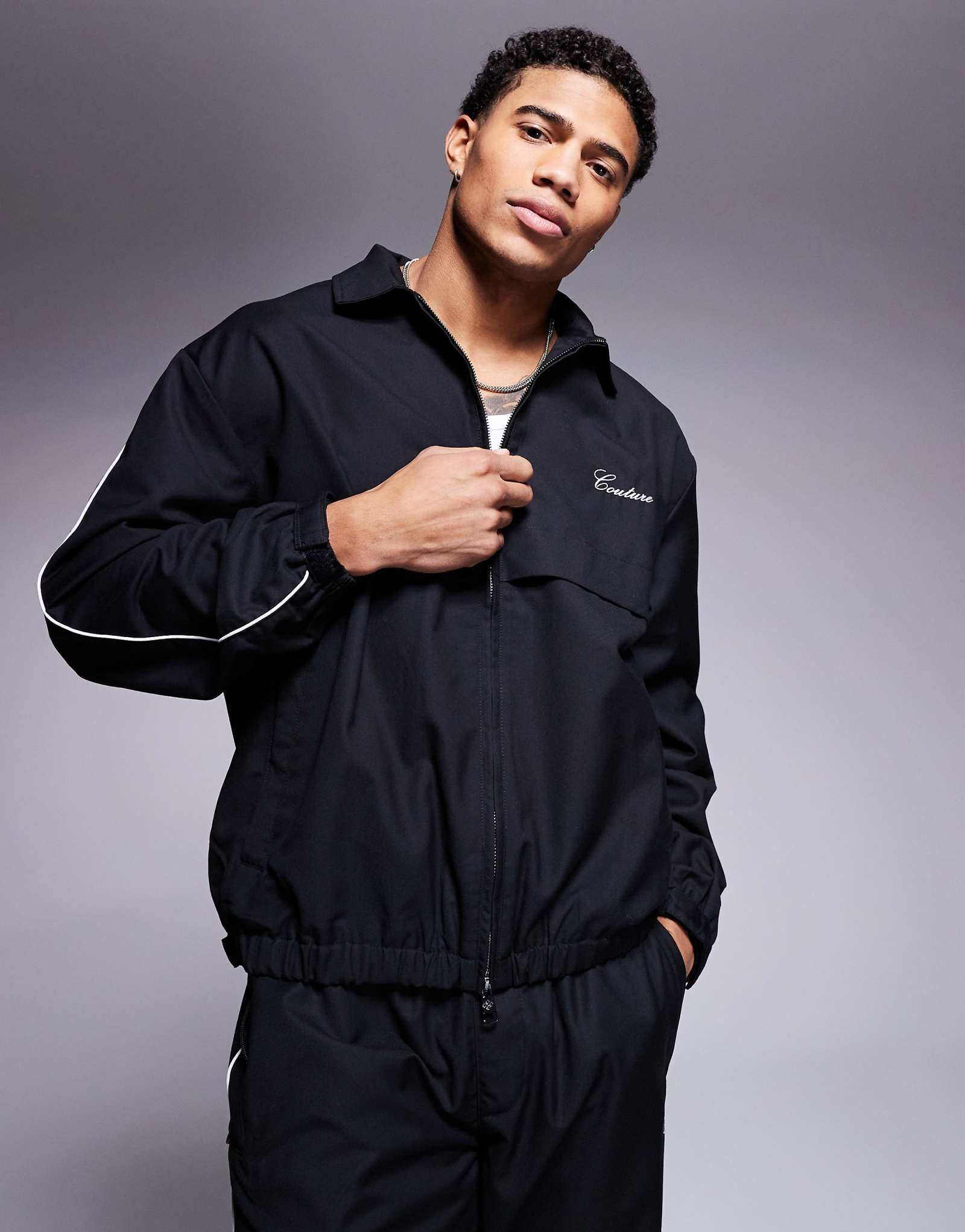Элегантная спортивная куртка Couture Club с пайетками черного цвета - часть комплекта 26190₽