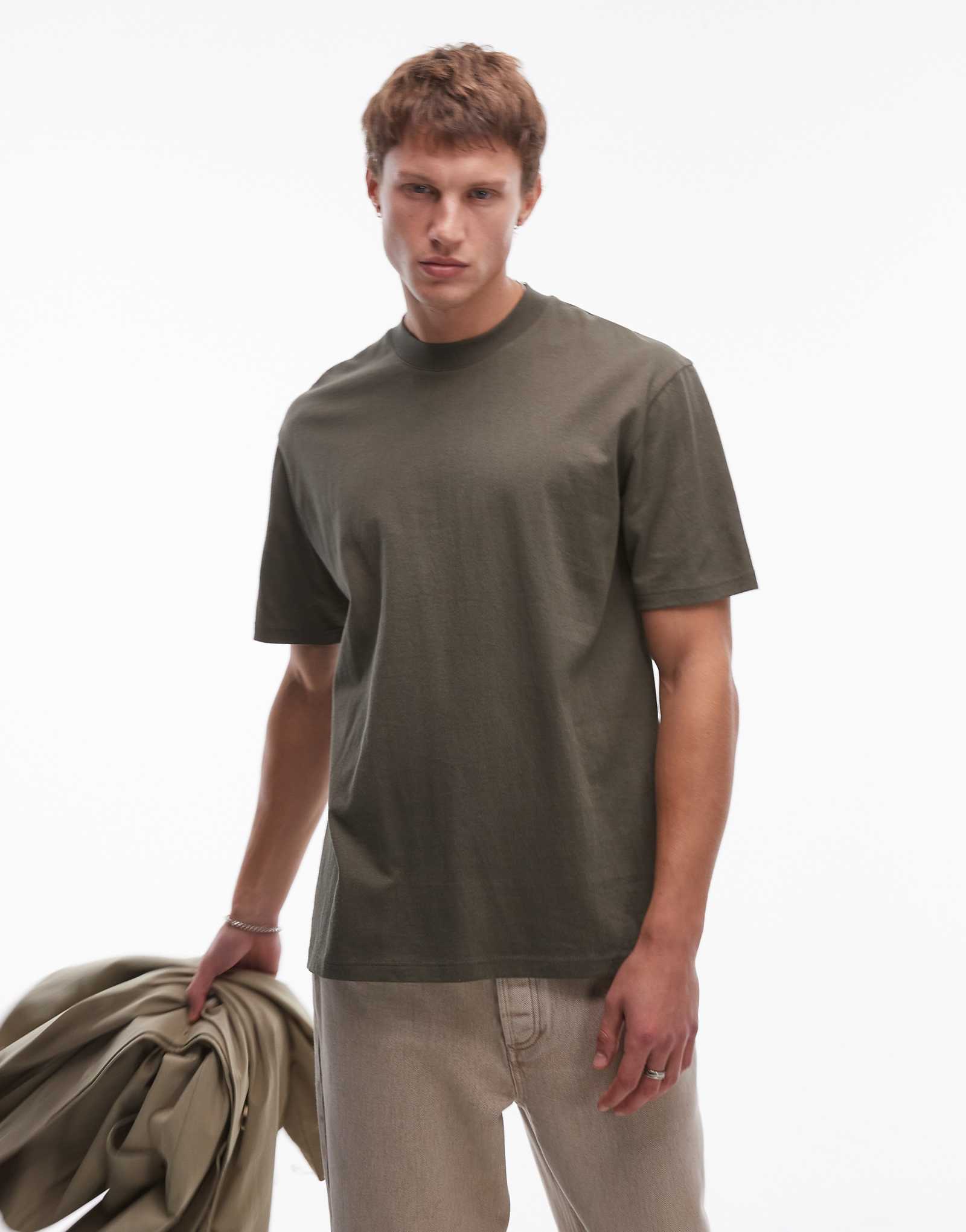 Футболка Topman oversize fit цвета хаки 4190₽
