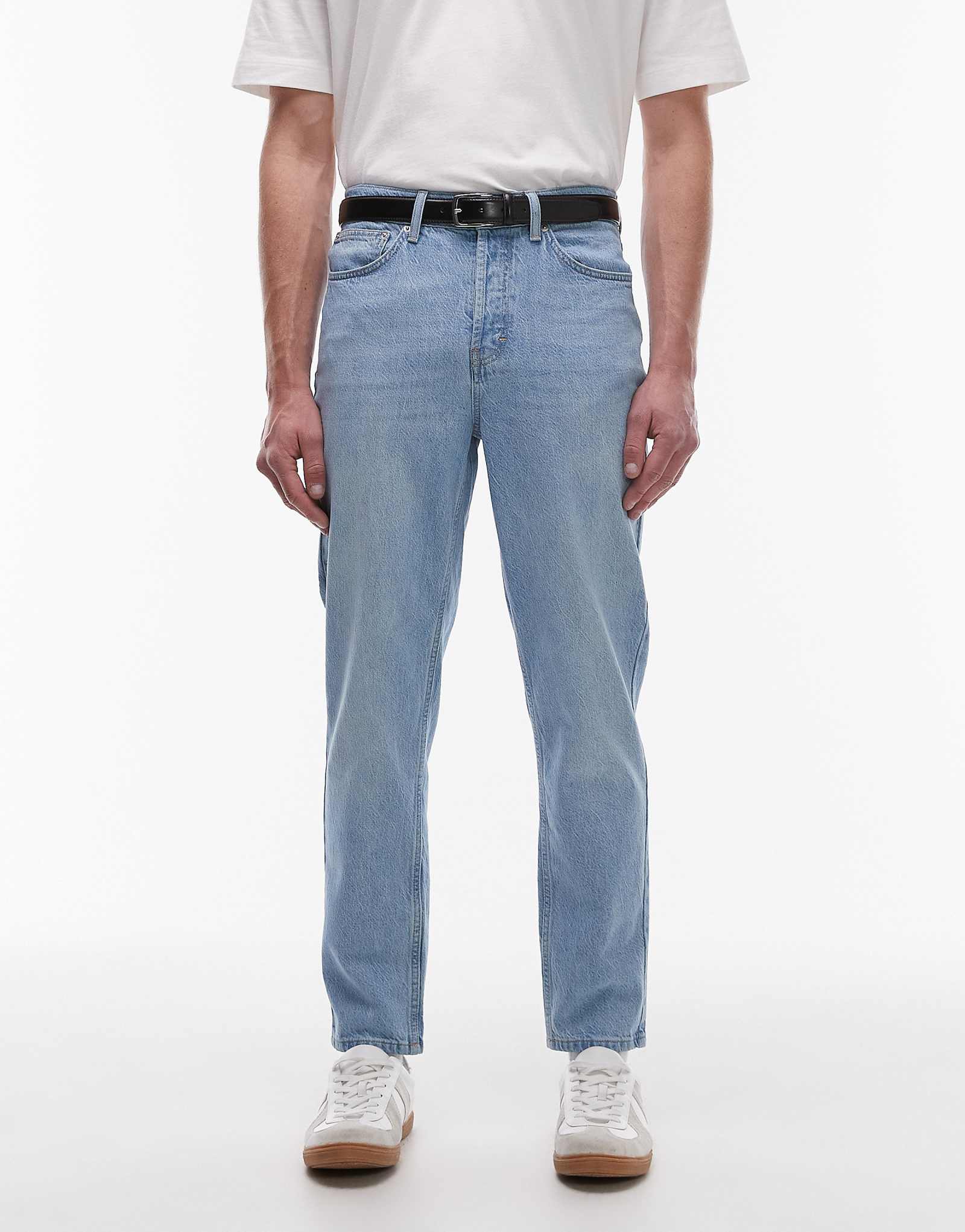 Жесткие зауженные джинсы Topman светло-голубого цвета 4990₽