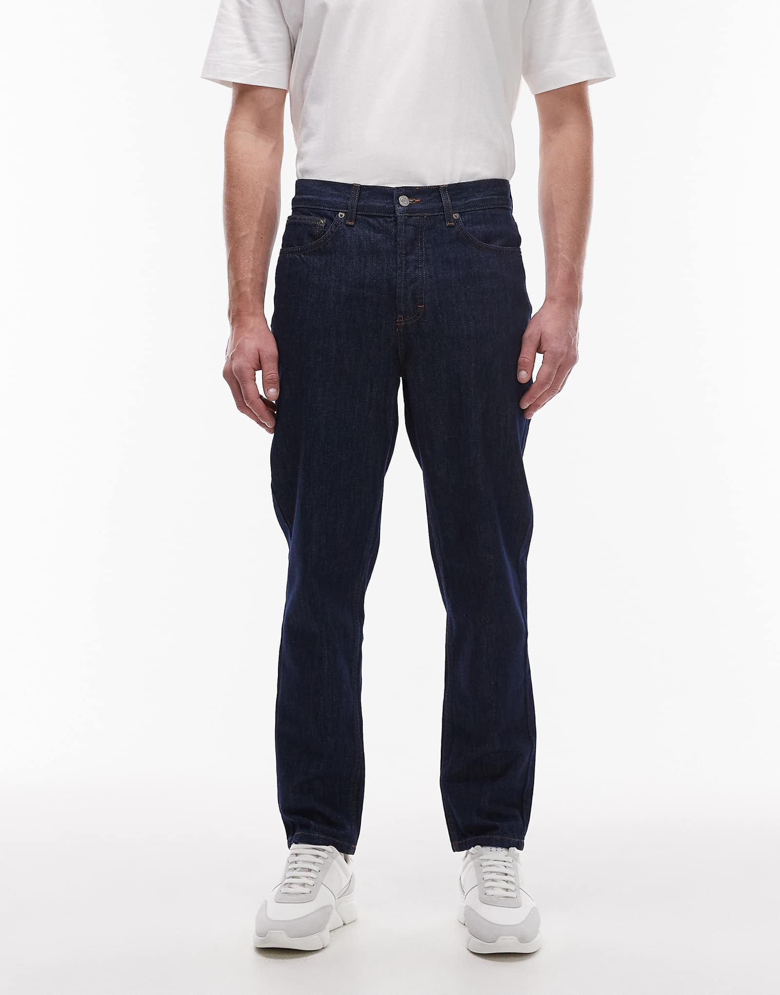 Жесткие зауженные джинсы Topman из необработанного материала 4290₽