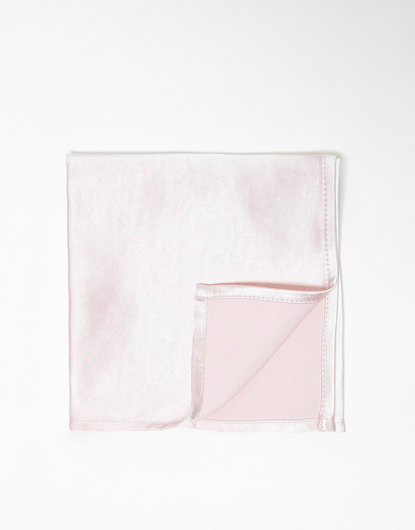 Атласный карманный платок в шесть этажей розового цвета 2990₽