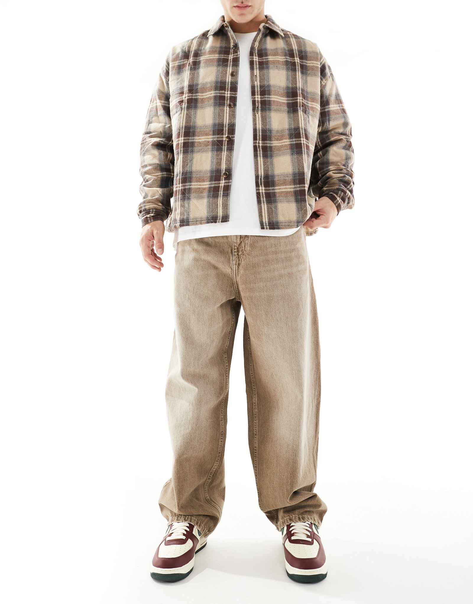 Джинсы Pull-Bear skater fit плотного застиранного коричневого цвета 7090₽