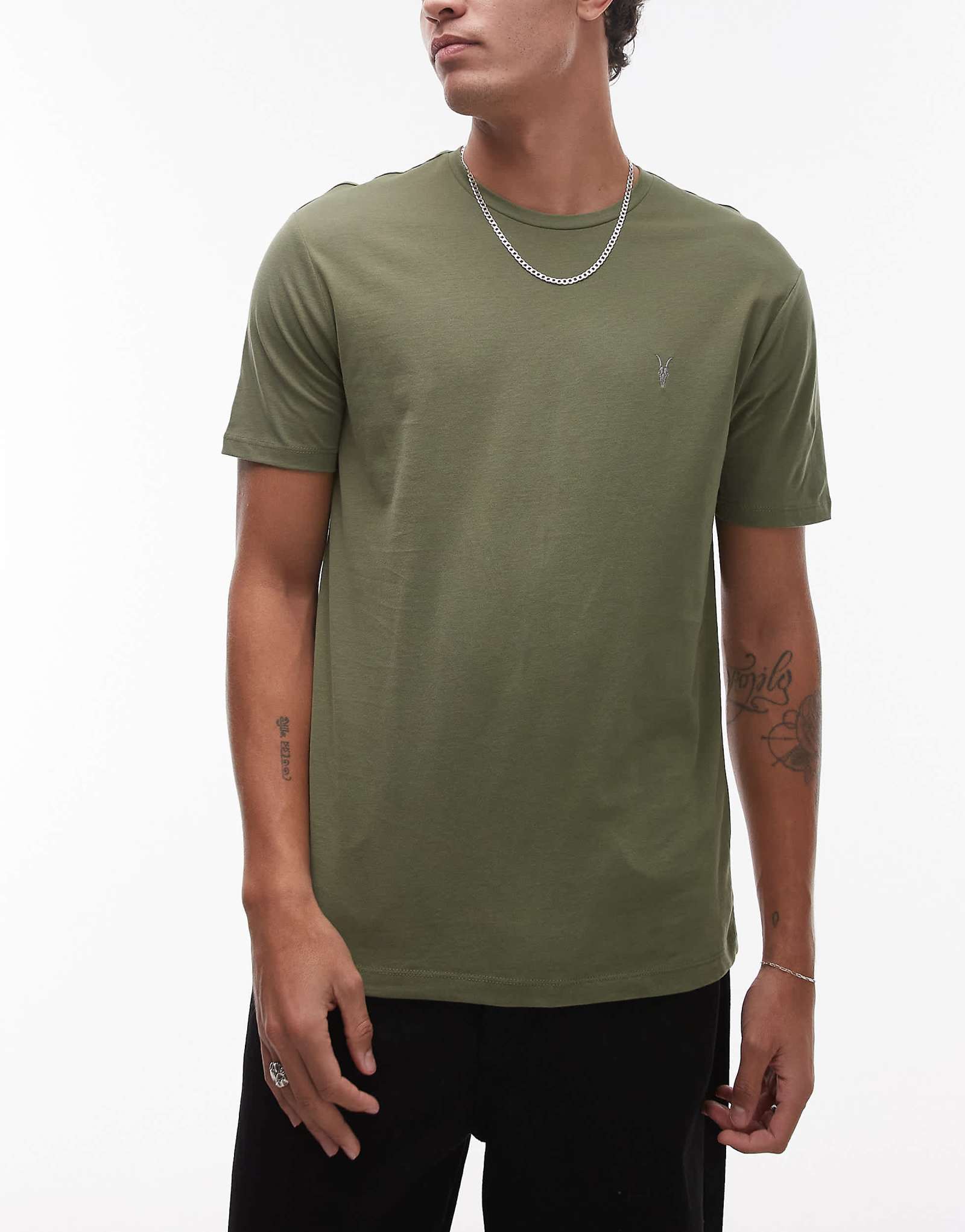 Футболки из матового хлопка AllSaints Brace 3 штуки белого зеленого и черного цветов 24390₽