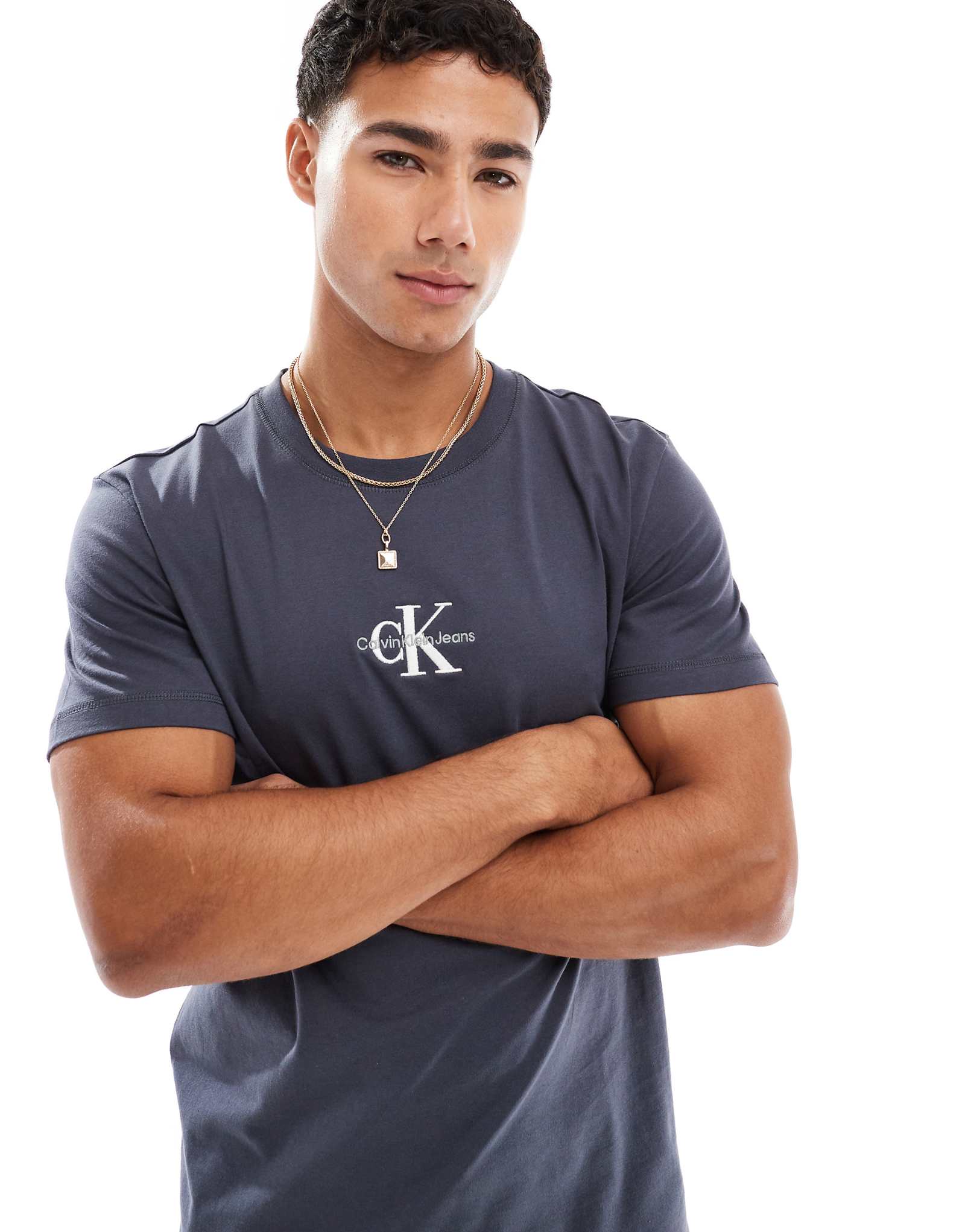 Футболка Calvin Klein Jeans monologo из черного дерева 6690₽