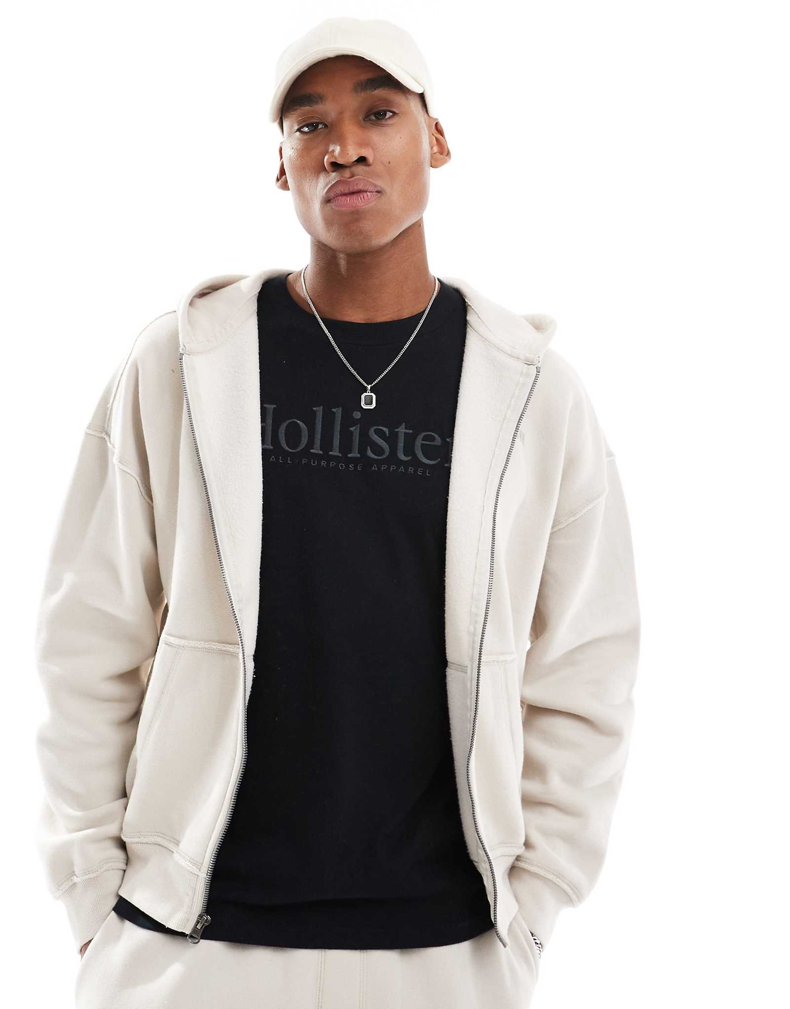Бежевая толстовка с капюшоном Hollister boxy mini с логотипом - часть комплекта 7990₽