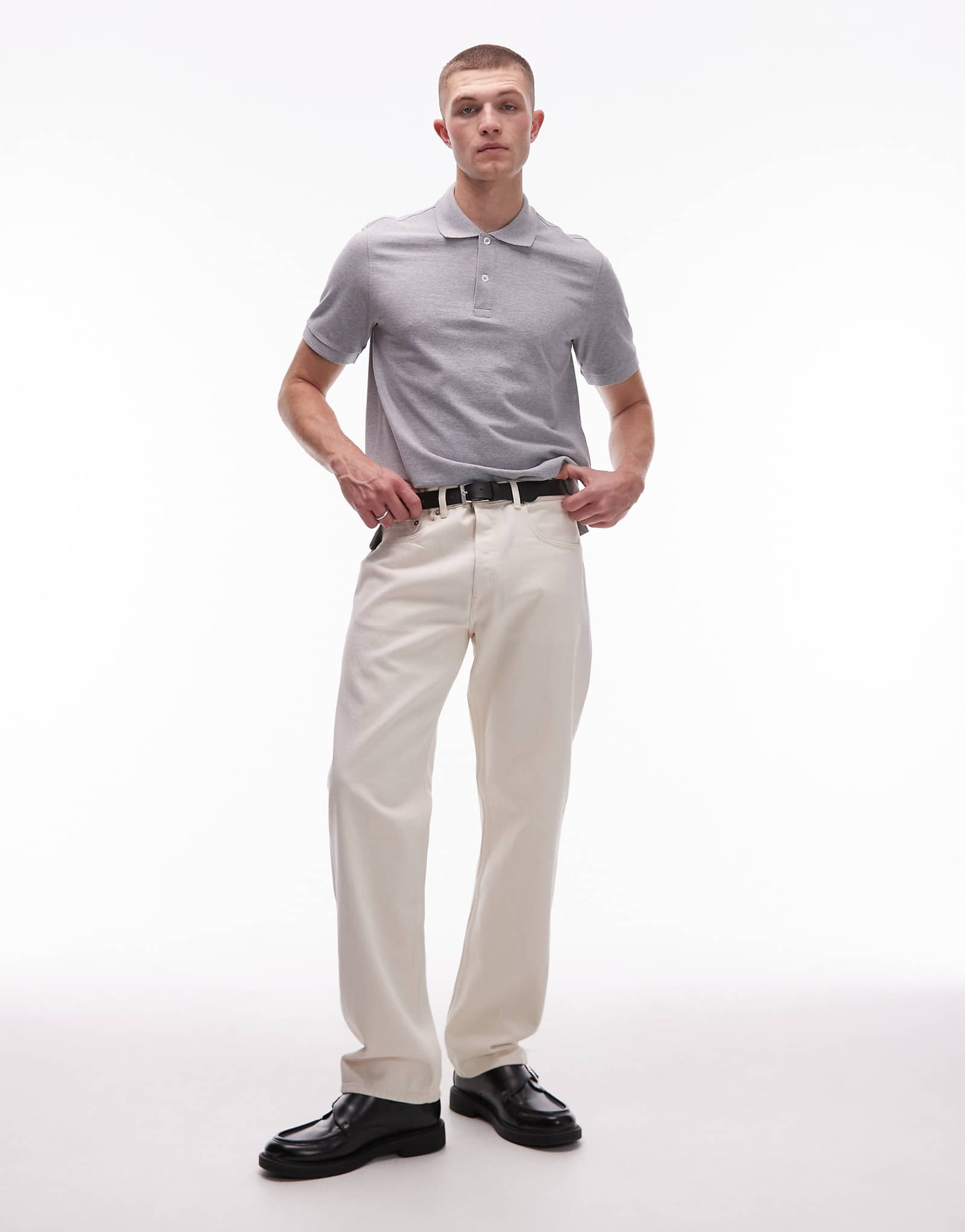 Свободные джинсы ARKET Ocean с прямыми штанинами цвета экрю