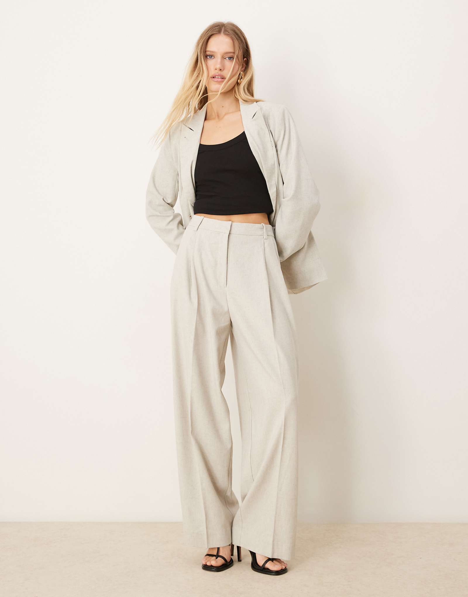 Свободные брюки на заказ светло-серого цвета - часть комплекта 15690₽