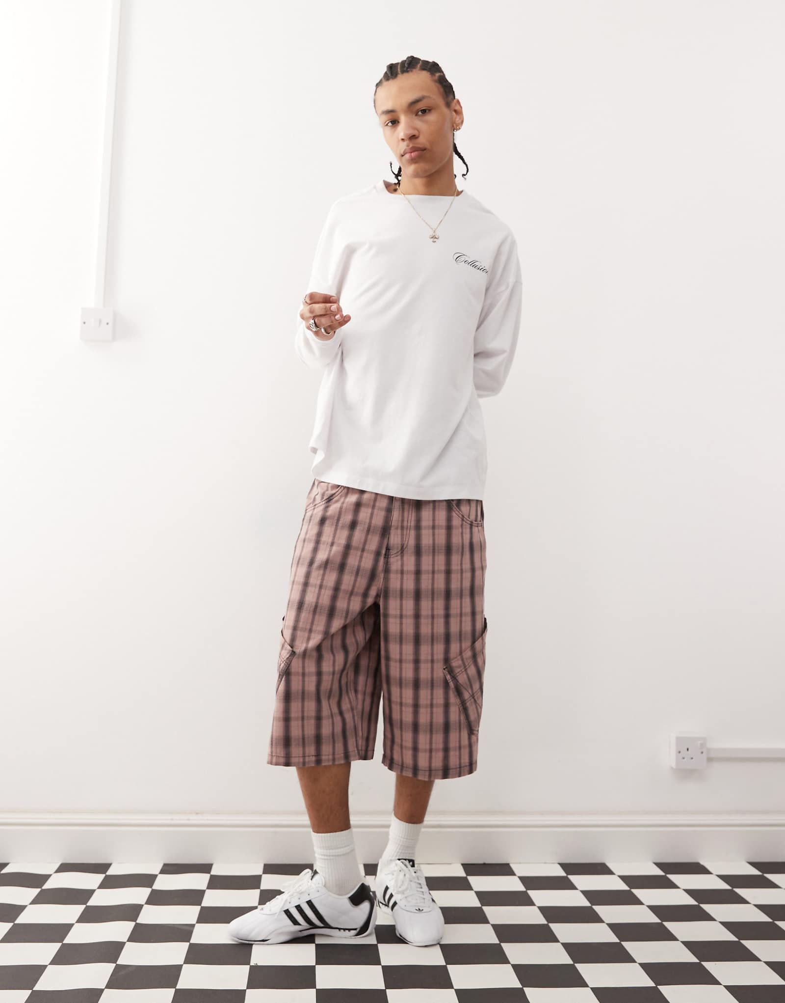 Мешковатые удлиненные шорты COLLUSION в розовую клетку 12890₽