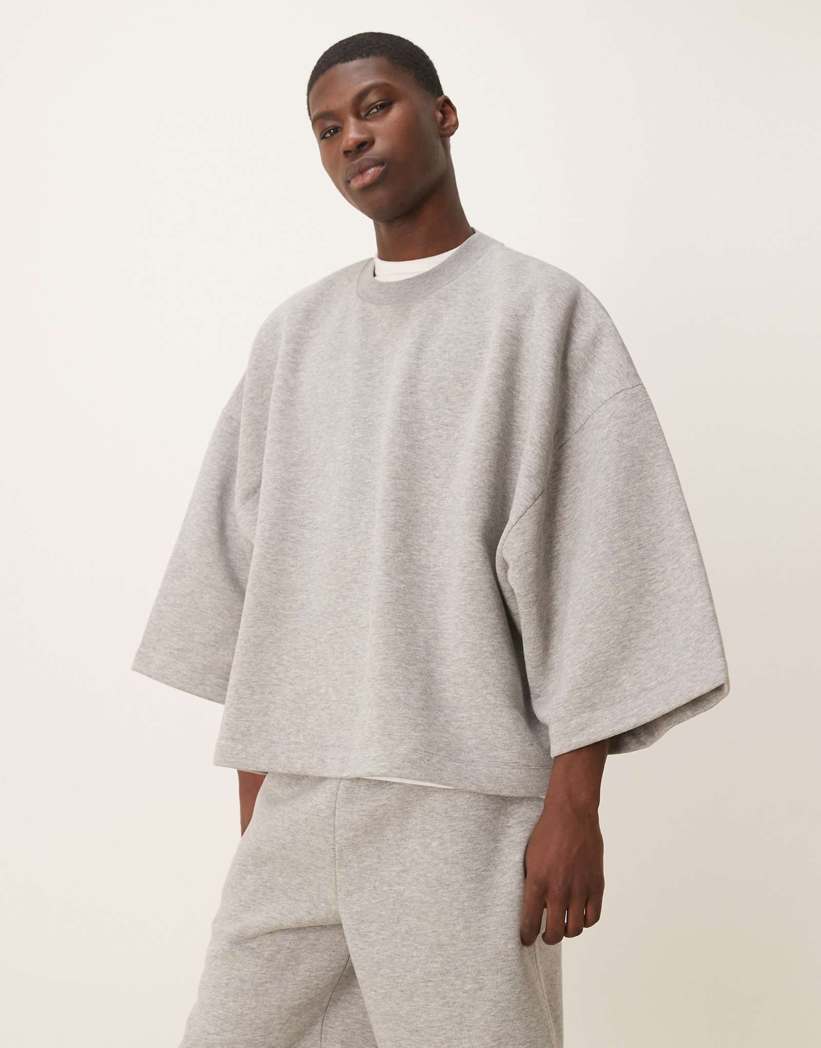 Экстремальная толстовка с коротким рукавом оверсайз от ASOS DESIGN цвета серого вереска - часть комплекта 5690₽