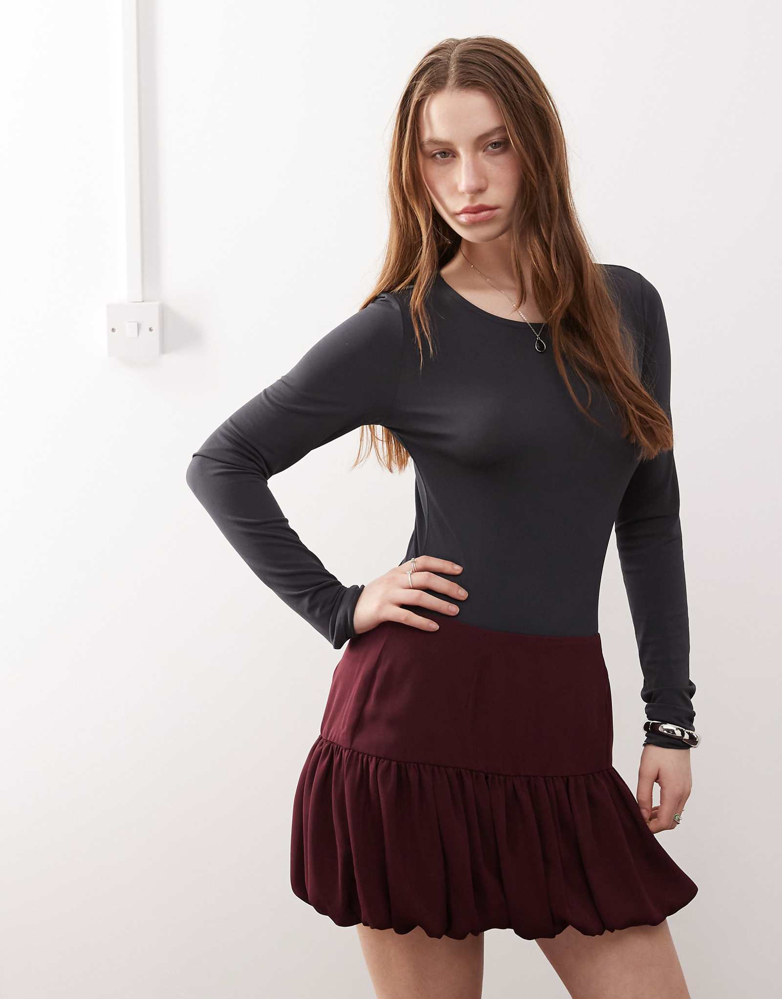 Боди с длинными рукавами Noisy May цвета древесного угля 2190₽