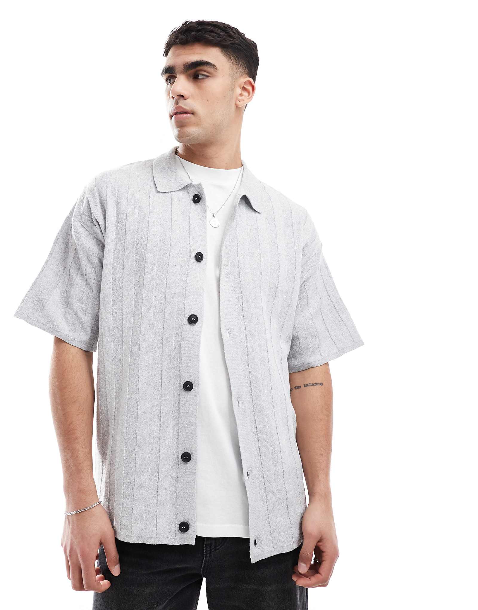 Верхняя рубашка из трикотажа в рубчик River Island серого цвета 4190₽