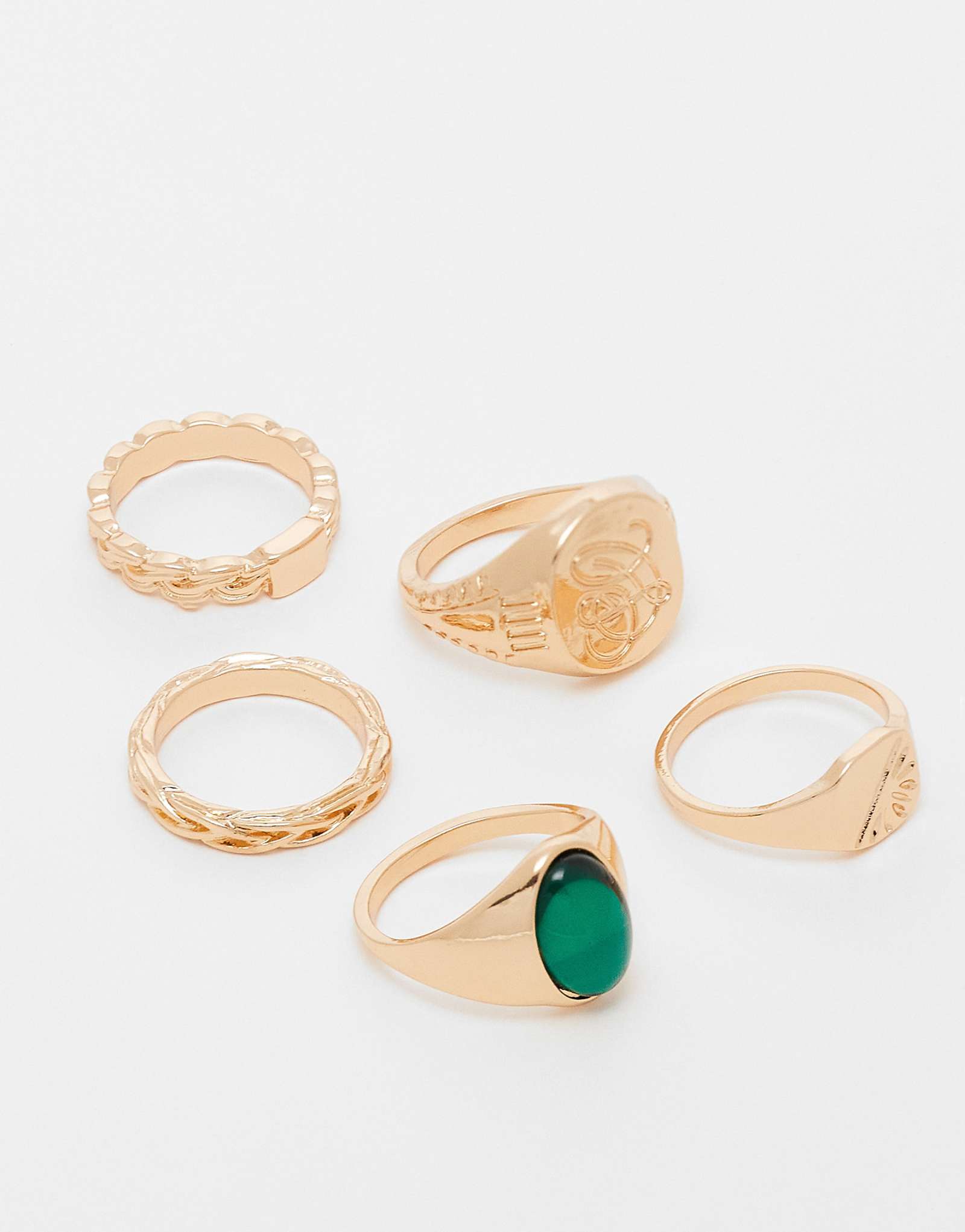 ДИЗАЙНЕРСКИЕ кольца-печатки ASOS DESIGN из 5 упаковок с зеленым камнем золотого оттенка 2590₽