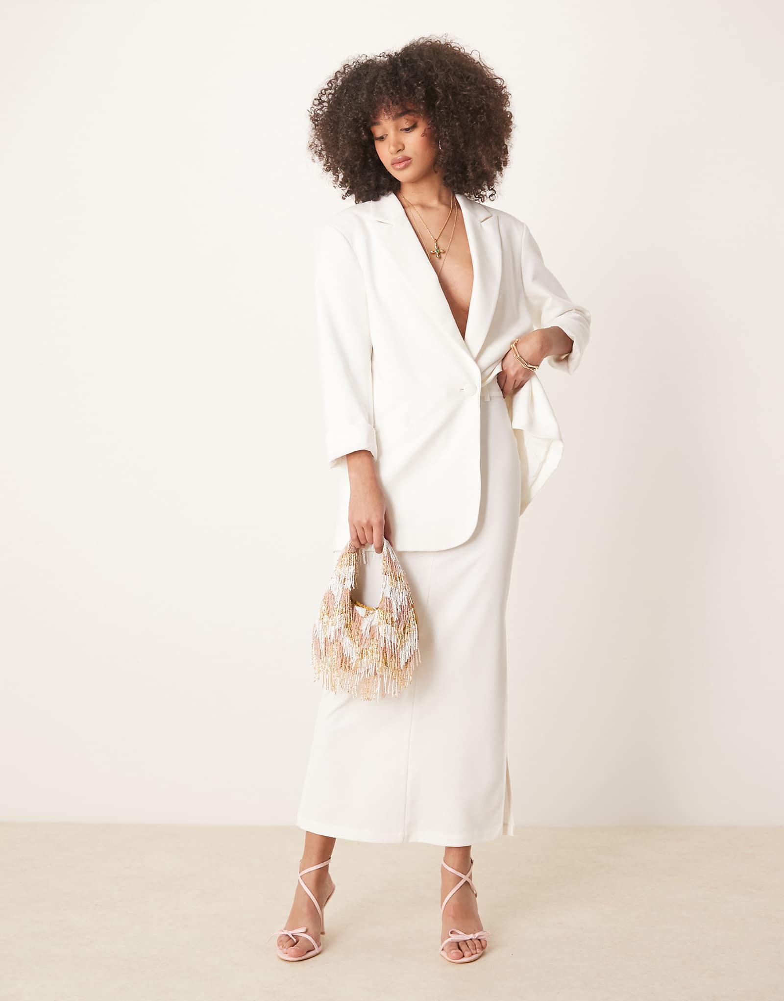 Красивая роскошная юбка мидакси кремового цвета сшитая на заказ 15690₽