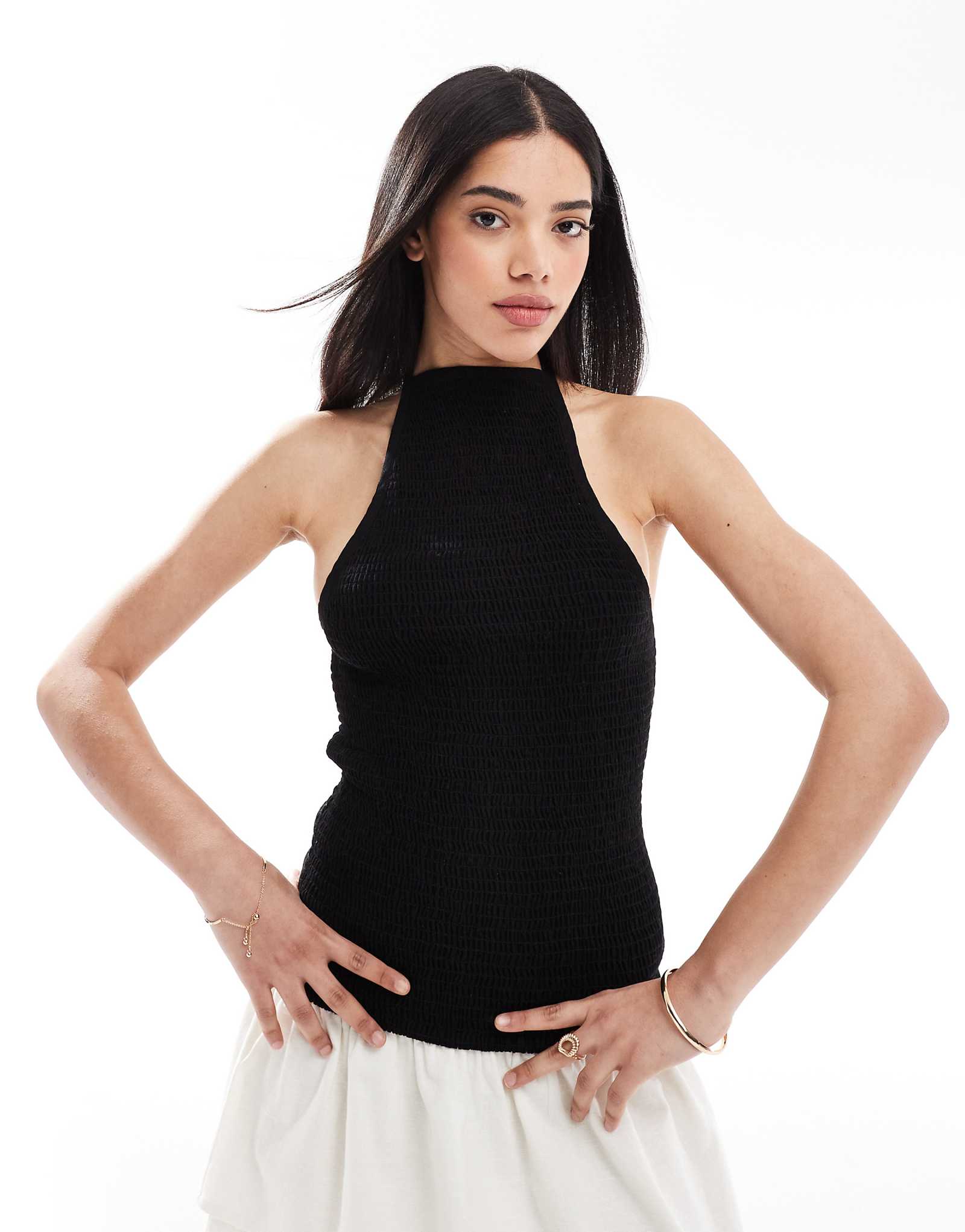 Эксклюзивный укороченный топ Esmee на бретелях с гофрировкой черного цвета