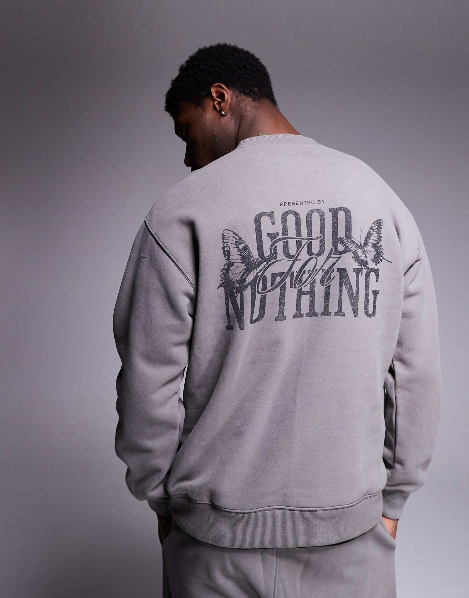 Толстовка Good For Nothing с принтом сзади серого цвета - часть комплекта 6090₽