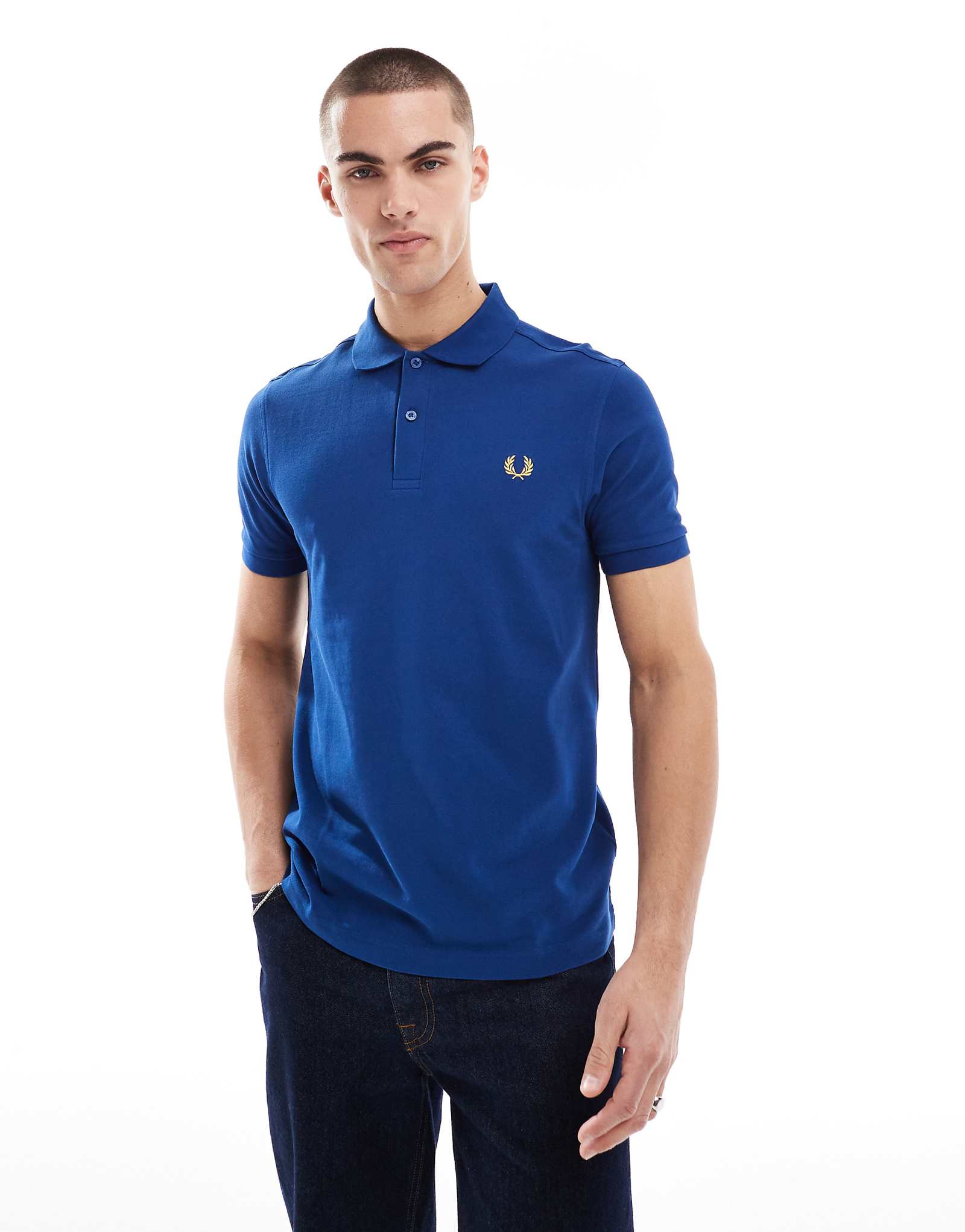 Рубашка поло Fred Perry синего цвета 17990₽