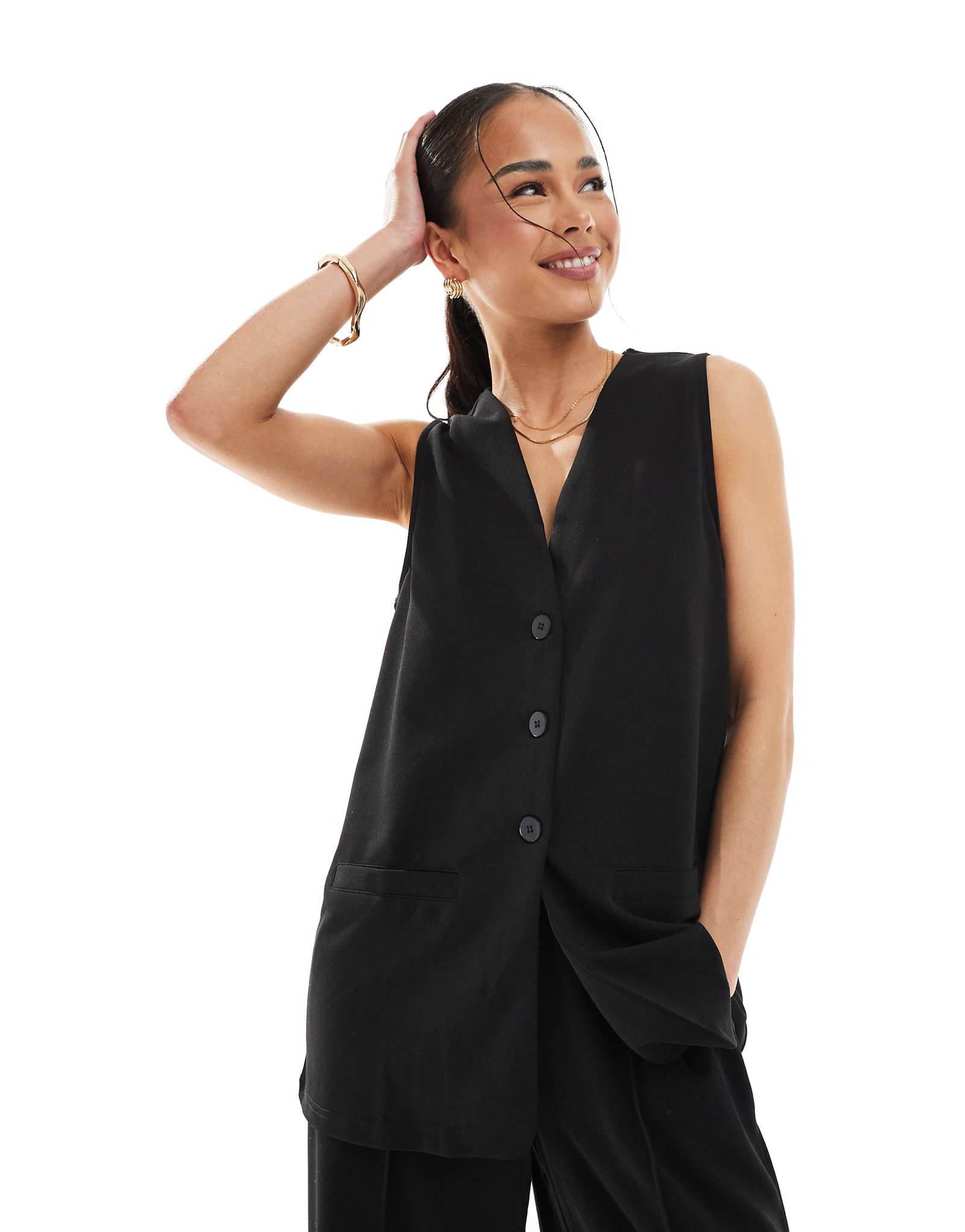 Удлиненный жилет из джерси и крепа Vero Moda черного цвета - часть комплекта 9390₽