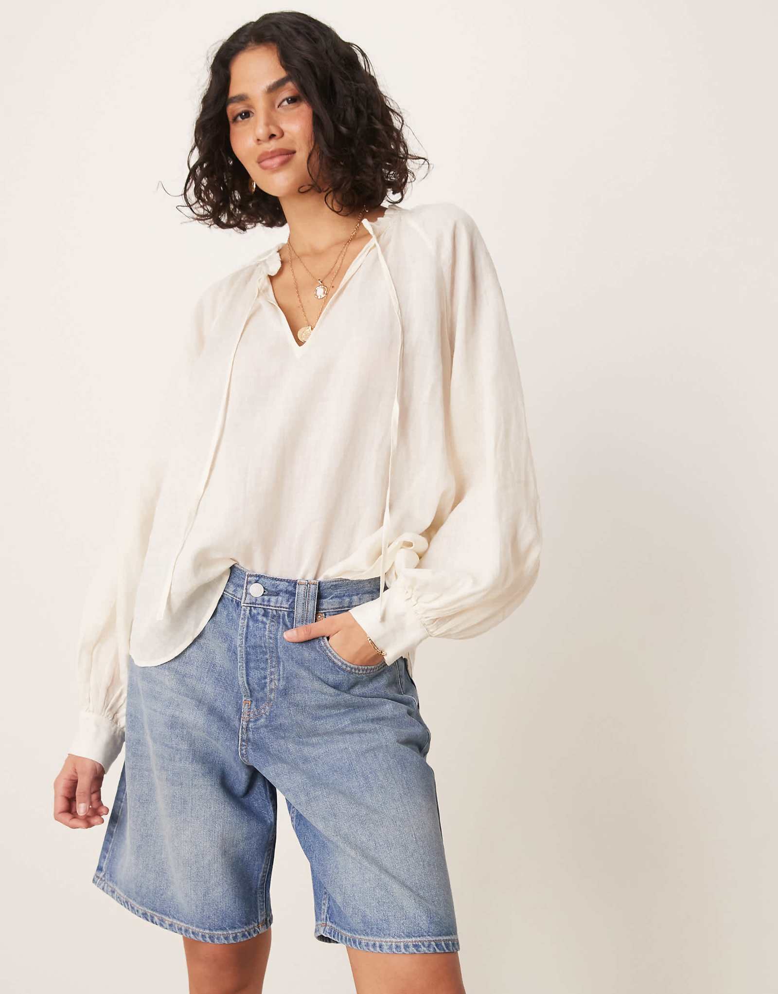 Джинсовые шорты Free People montana из потертых тканей синего цвета для пастушки 15890₽