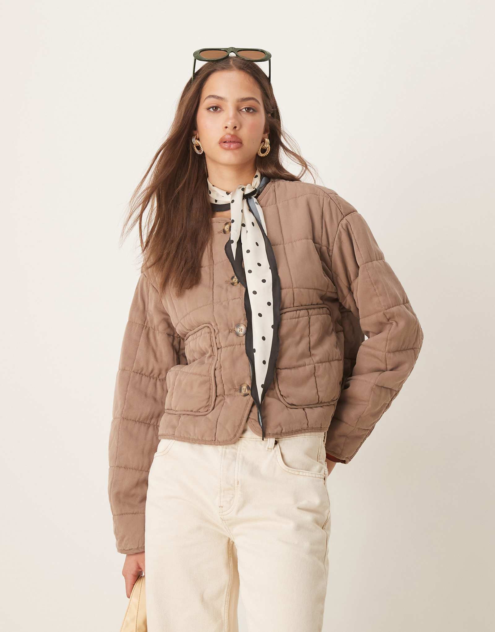 Укороченная стеганая куртка ASOS DESIGN без воротника в грибовидном стиле 7290₽