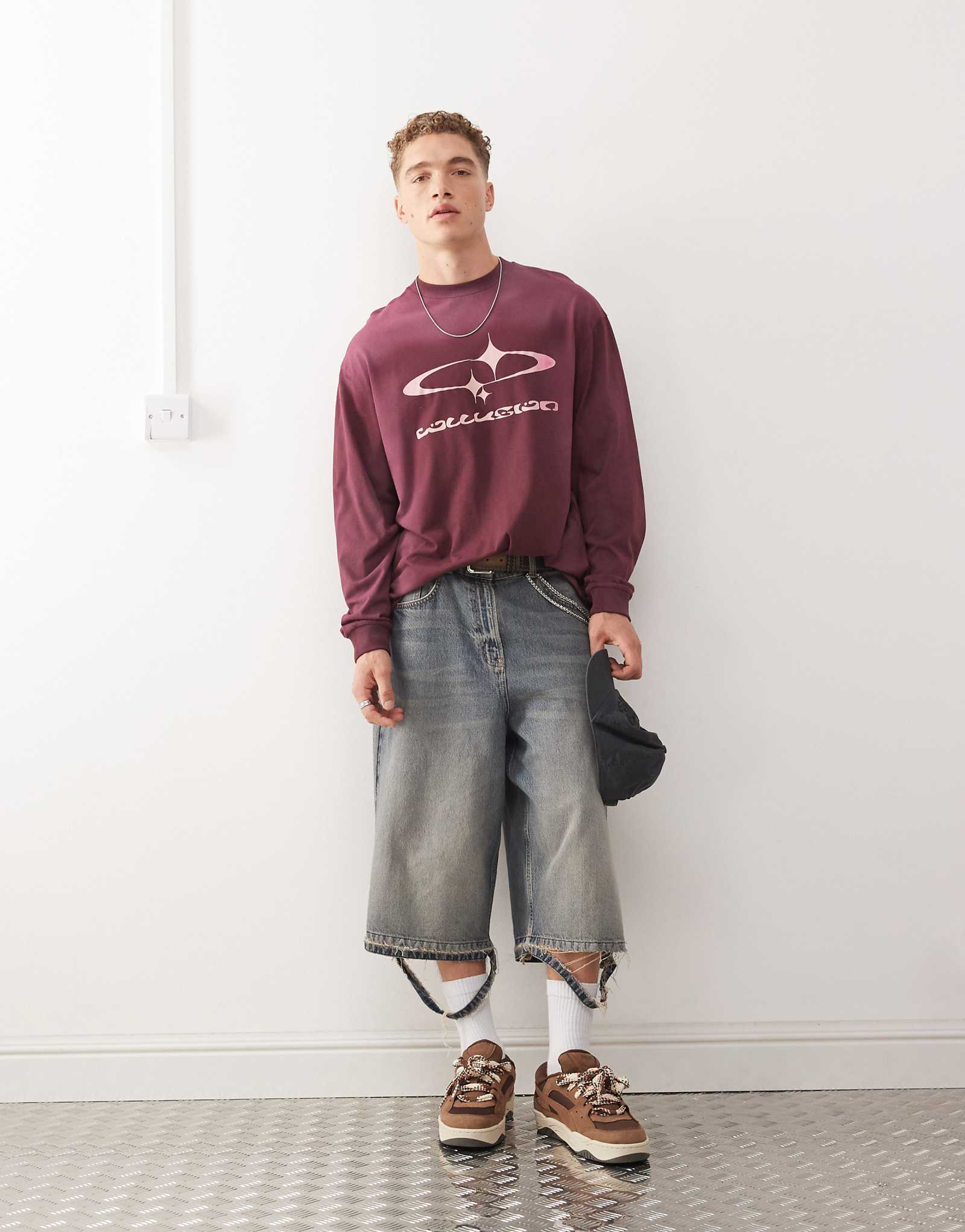 Облегающая футболка COLLUSION с длинным рукавом и принтом фиолетового цвета 8090₽