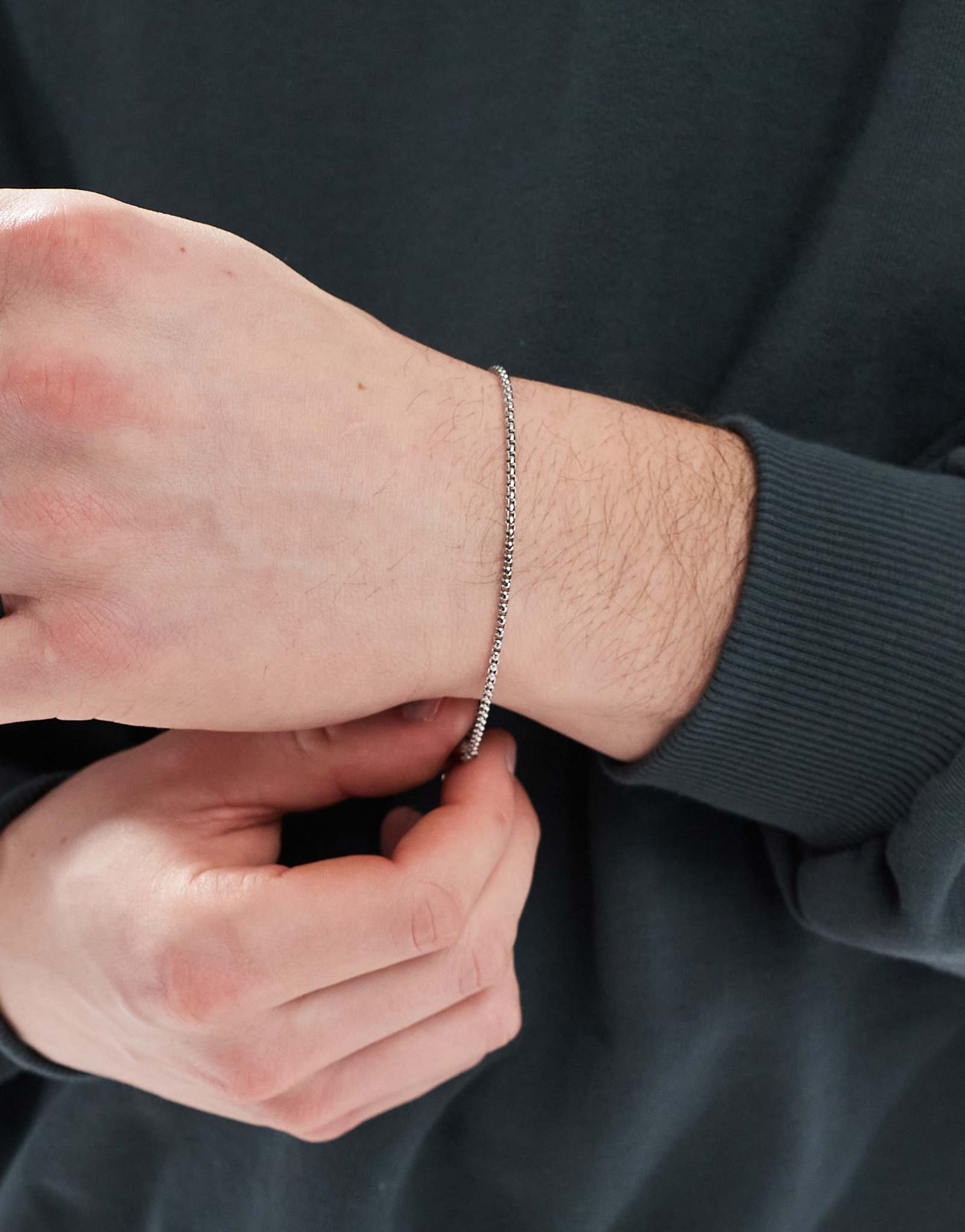 Браслет-цепочка Lost Souls диаметром 2 мм с округлой коробочкой из нержавеющей стали 2090₽