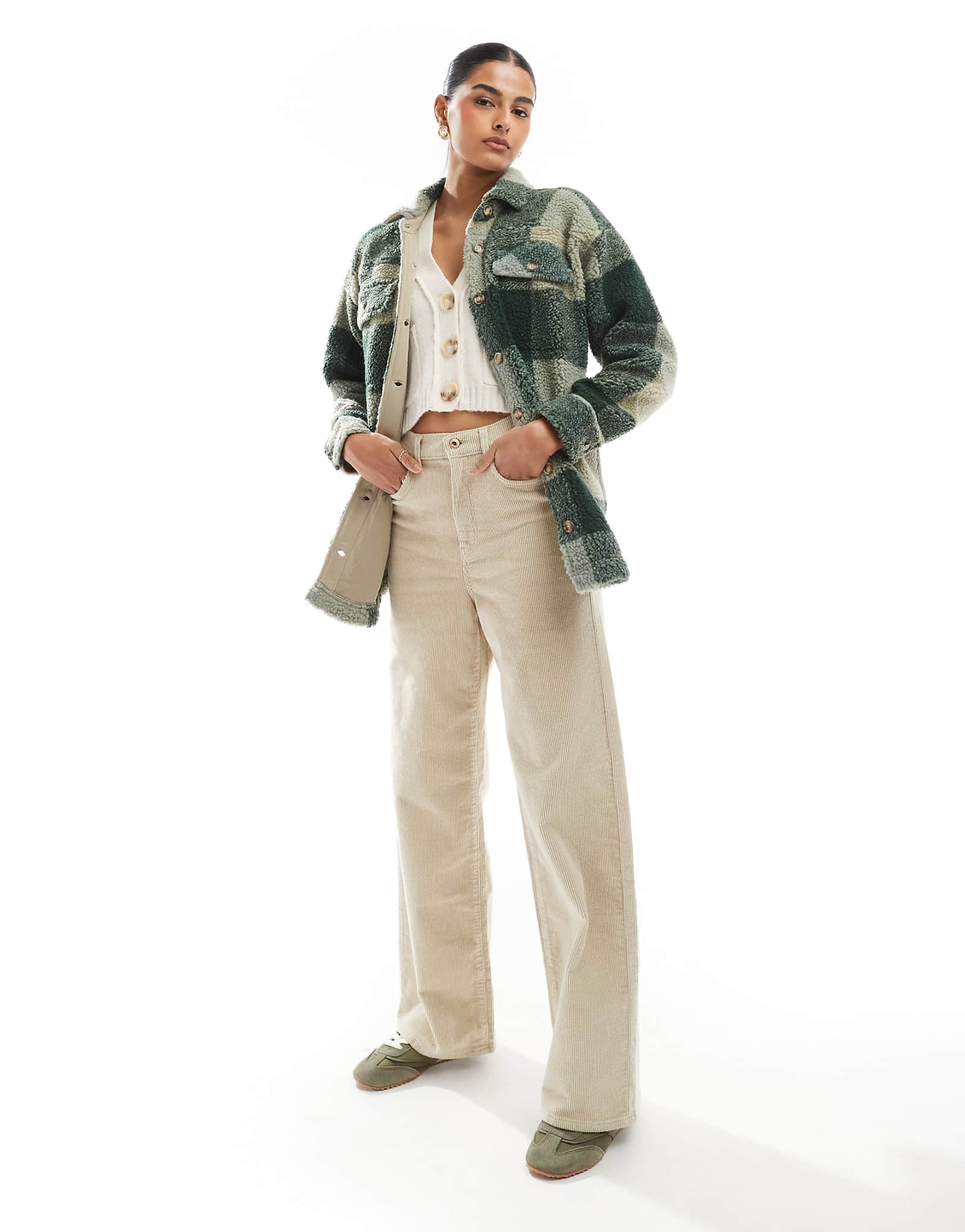 ШИРОКИЕ вельветовые брюки ONLY Hope с завышенной талией коричневого цвета 12890₽