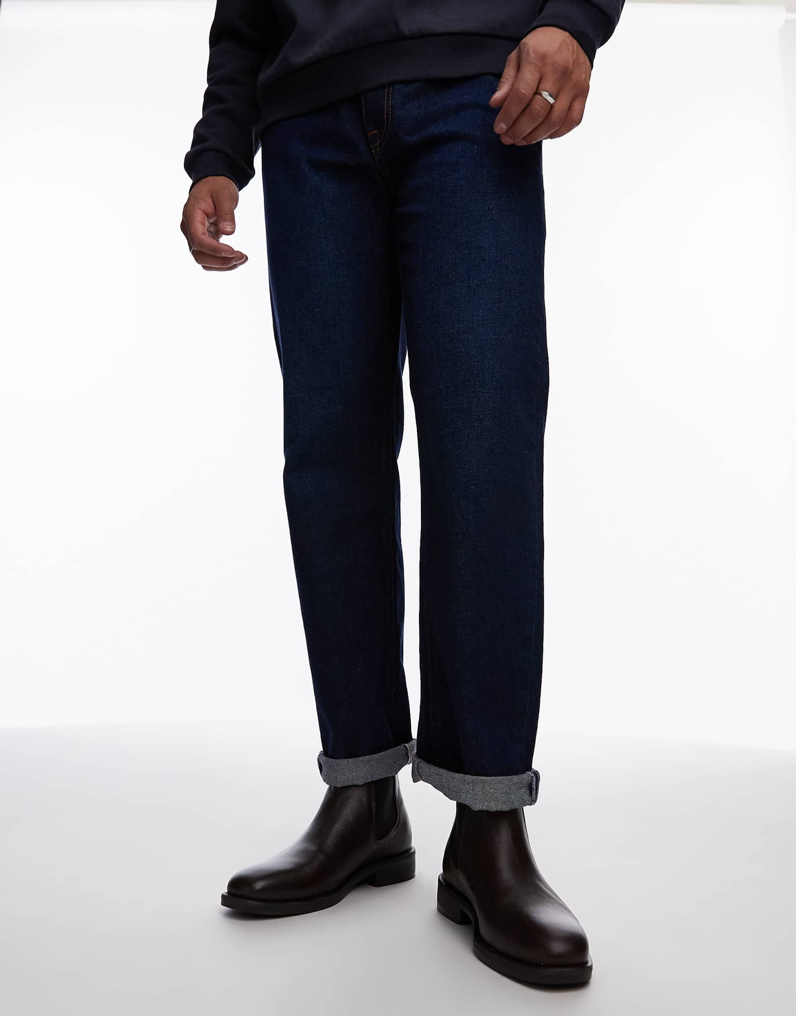 Кожаные ботинки челси Selected Homme коричневого цвета 28790₽