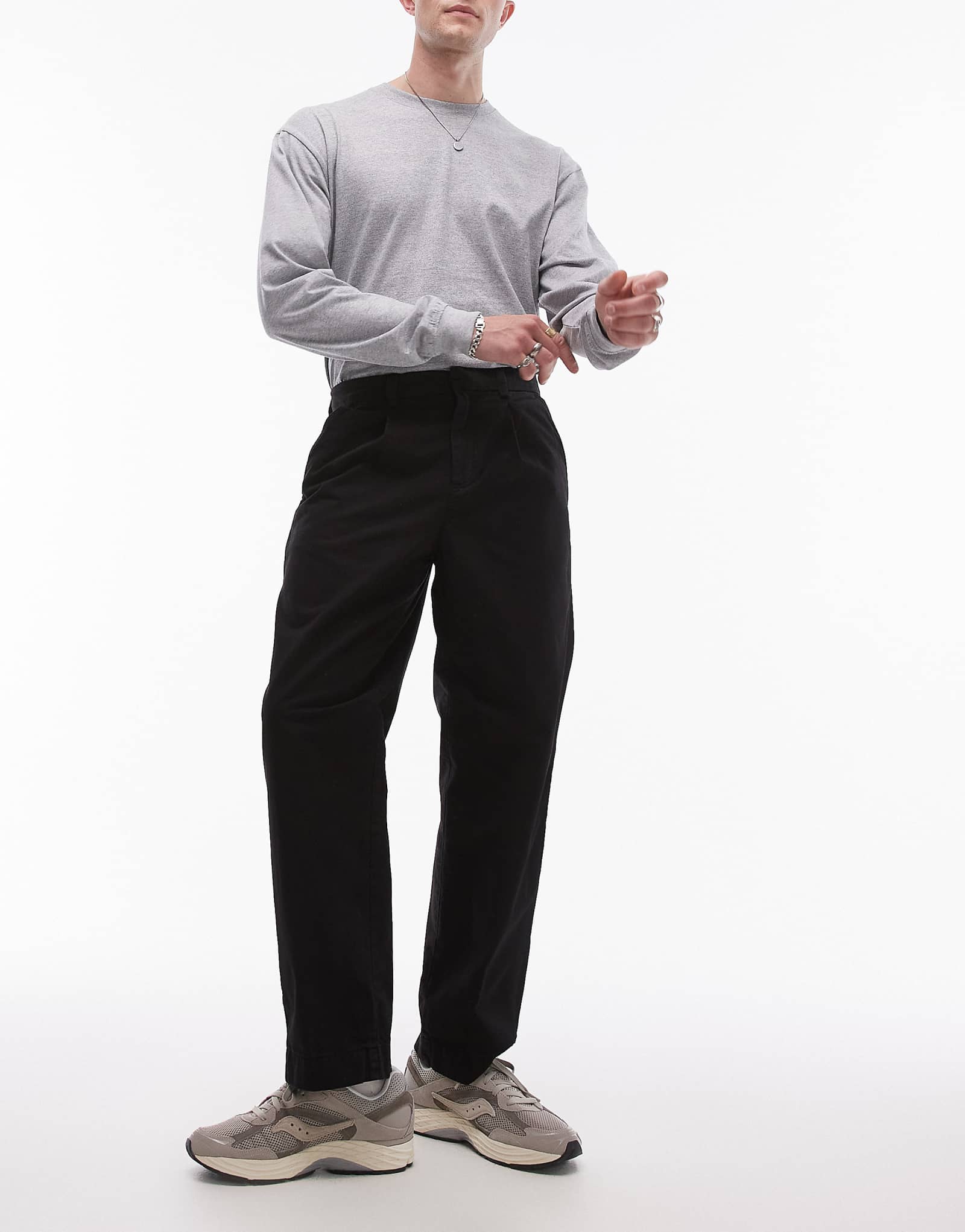 Брюки свободного кроя Selected Homme Art черного цвета 6890₽