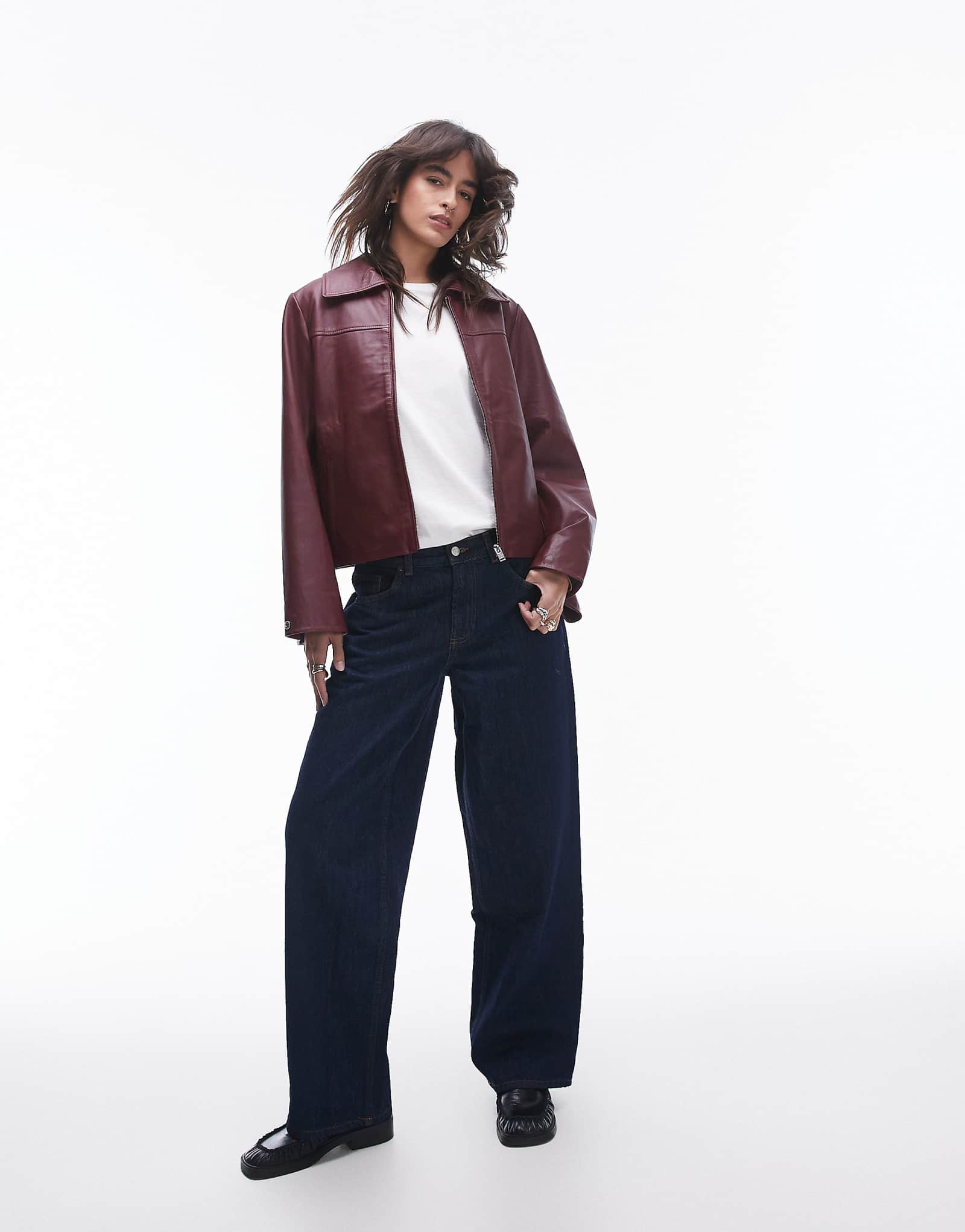 Куртка из натуральной кожи с воротником Selected Femme темно-красного цвета 80690₽