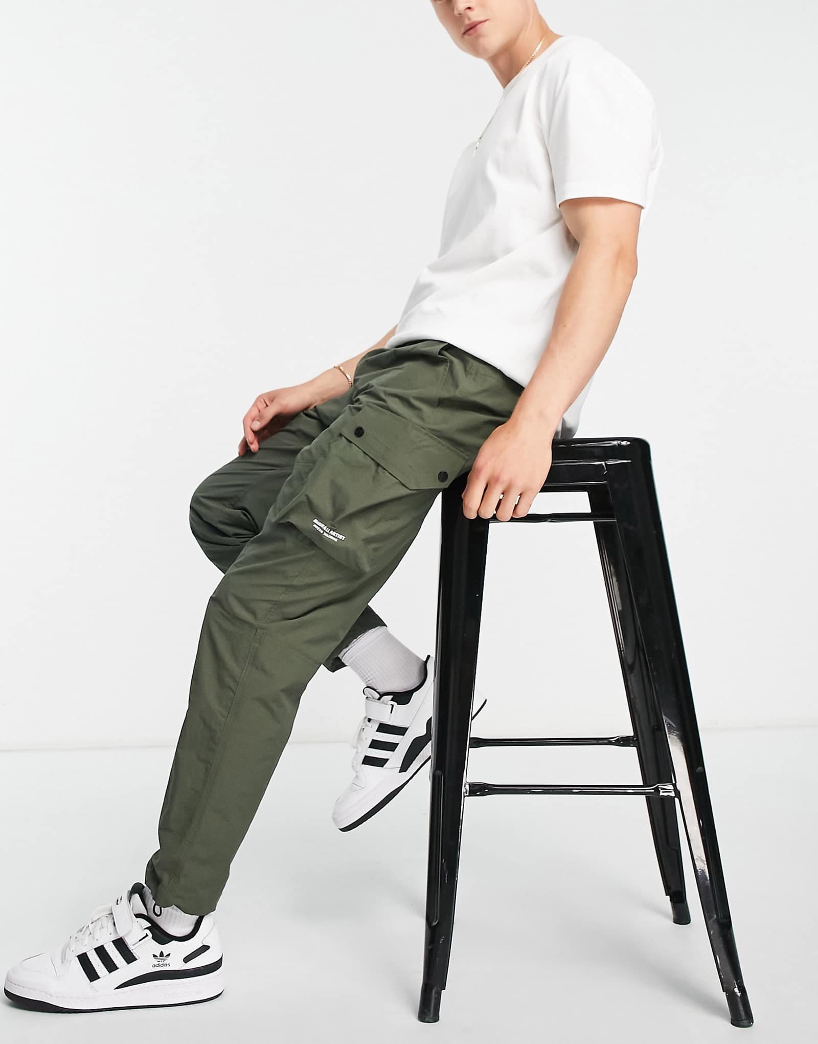 Брюки-карго из хлопчатобумажного полимида Marshall Artist цвета хаки 12690₽