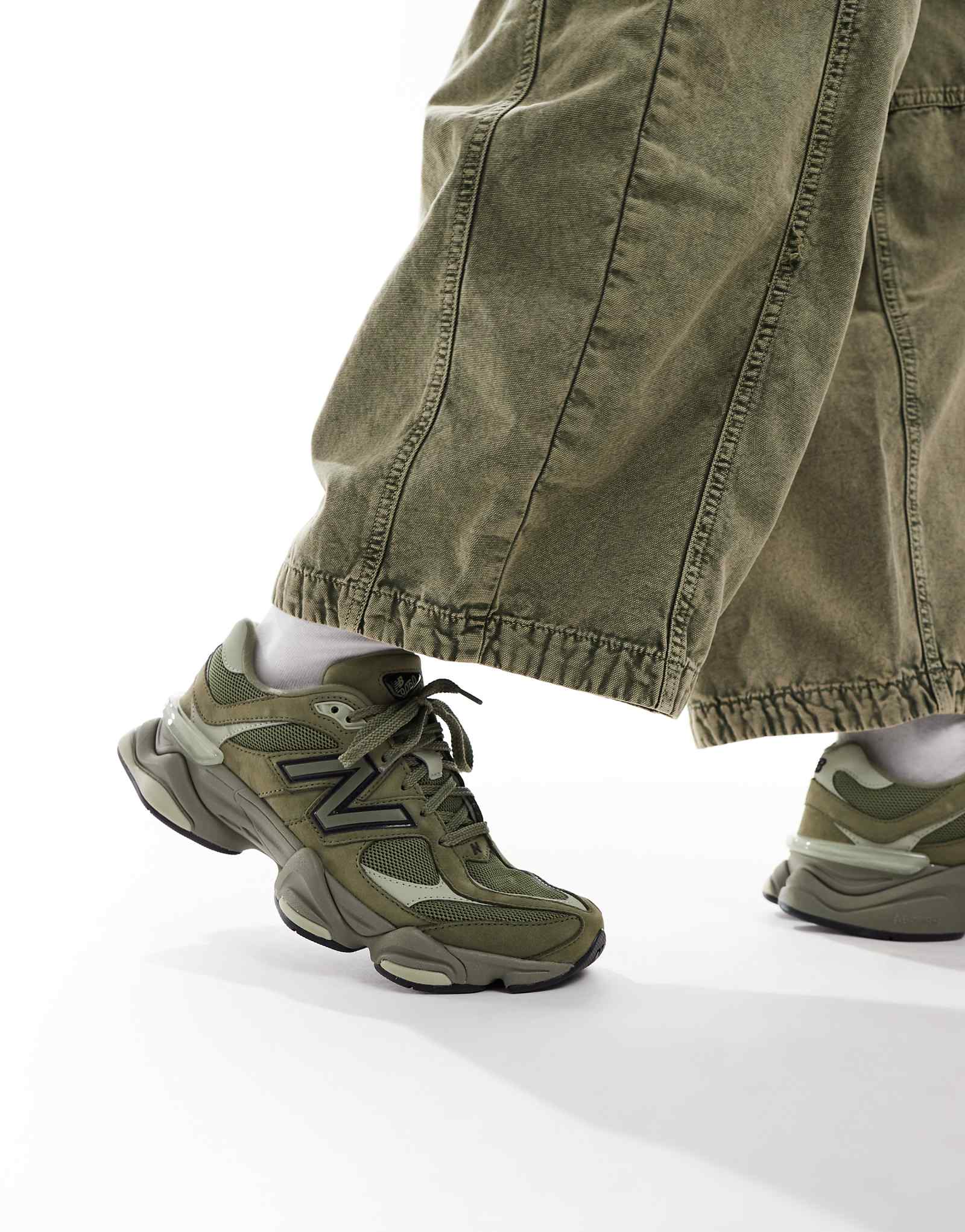 Кроссовки New Balance 9060 цвета хаки 25990₽