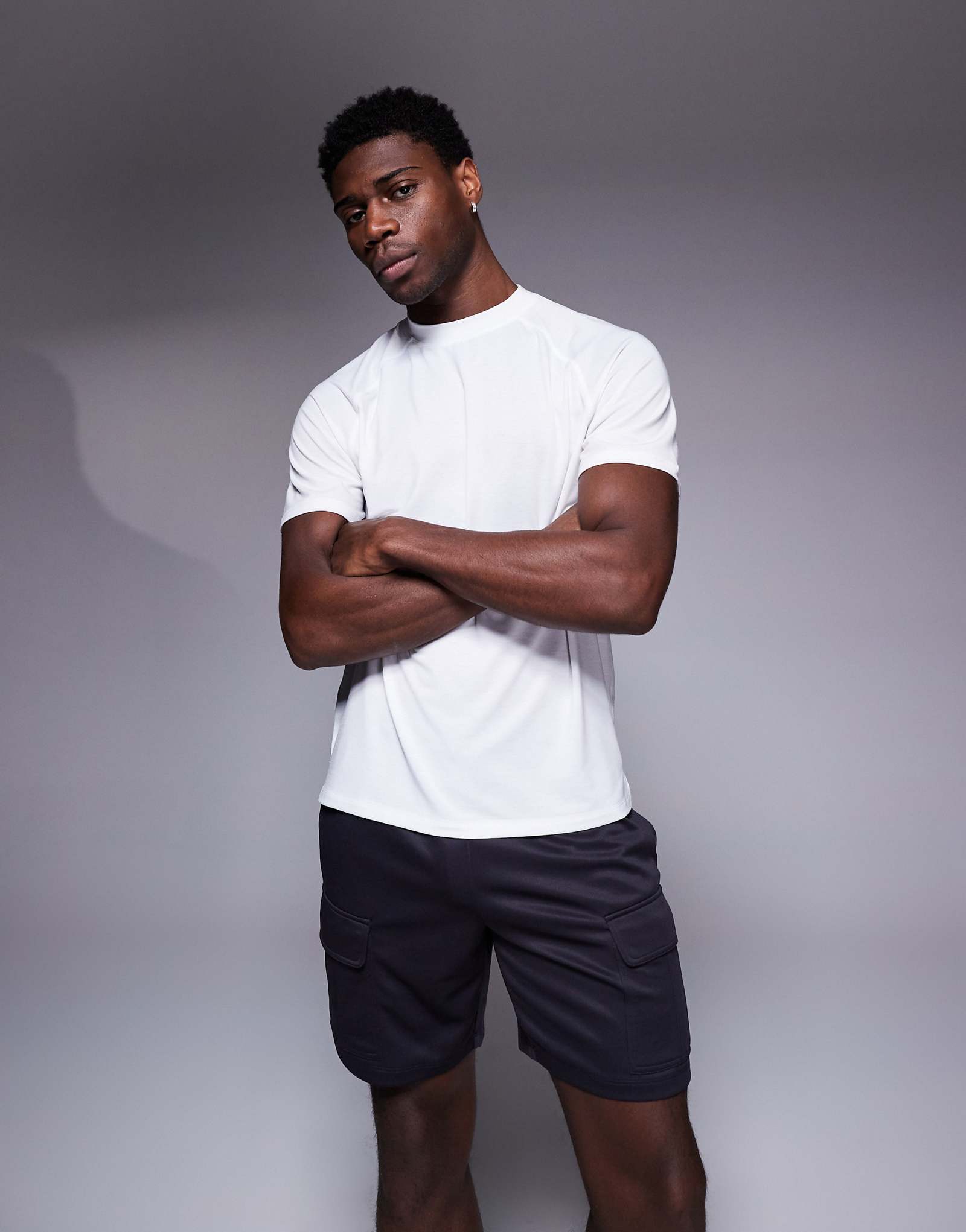 4505 Icon performance jersey - объемная тренировочная футболка свободного кроя белого цвета 3290₽