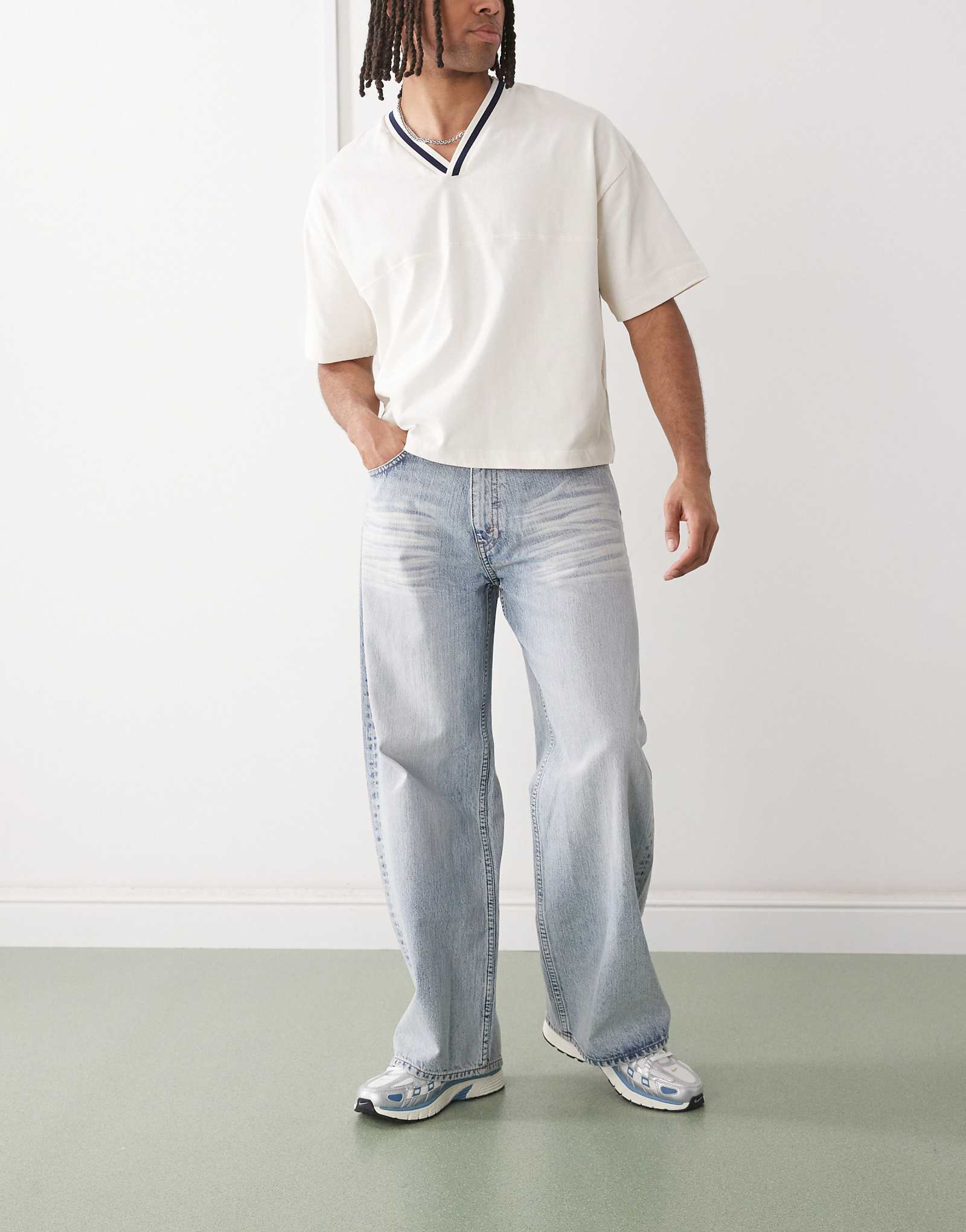 Дешевые свободные мешковатые джинсы Monday светло-голубого цвета