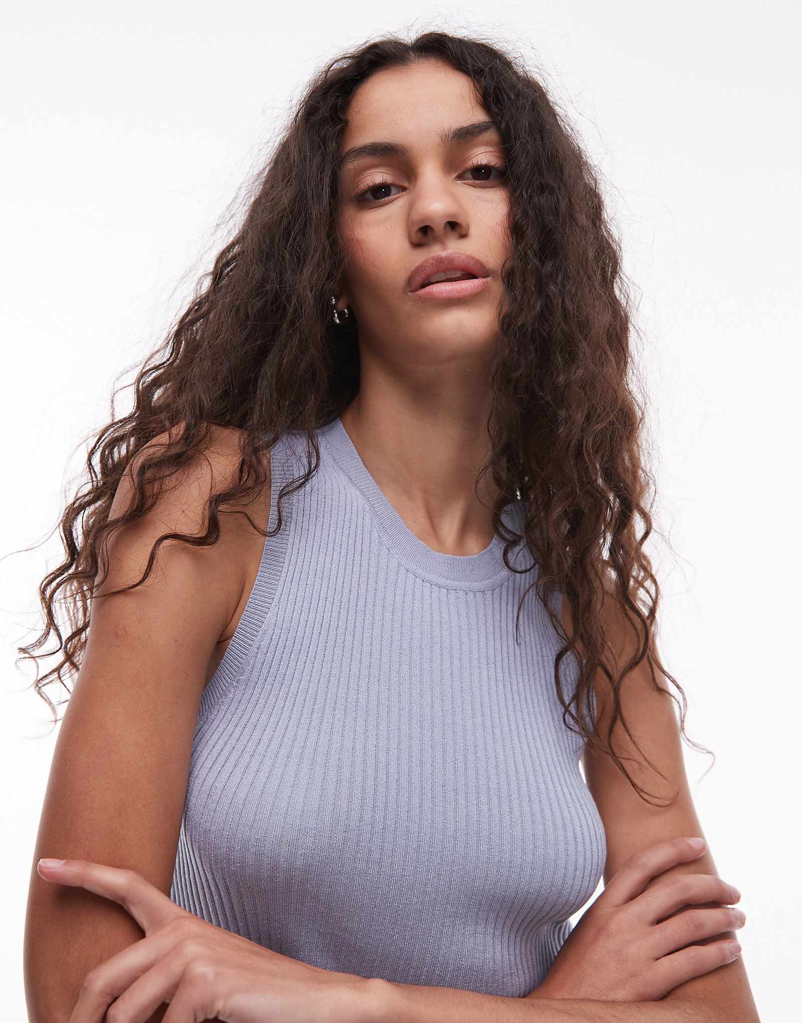 Майка из льняной смеси в тонкую рубчик Mango бледно-голубого цвета 4690₽