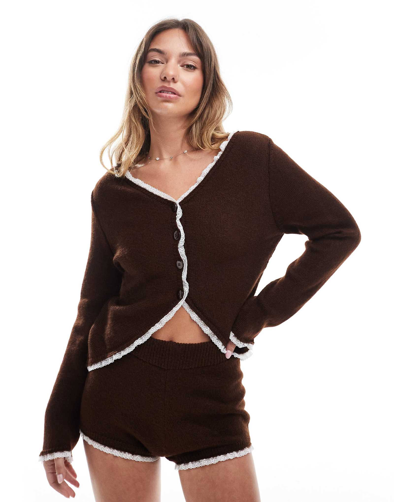 Кардиган с кружевной отделкой Miss Selfridge шоколадного цвета - часть комплекта 5390₽