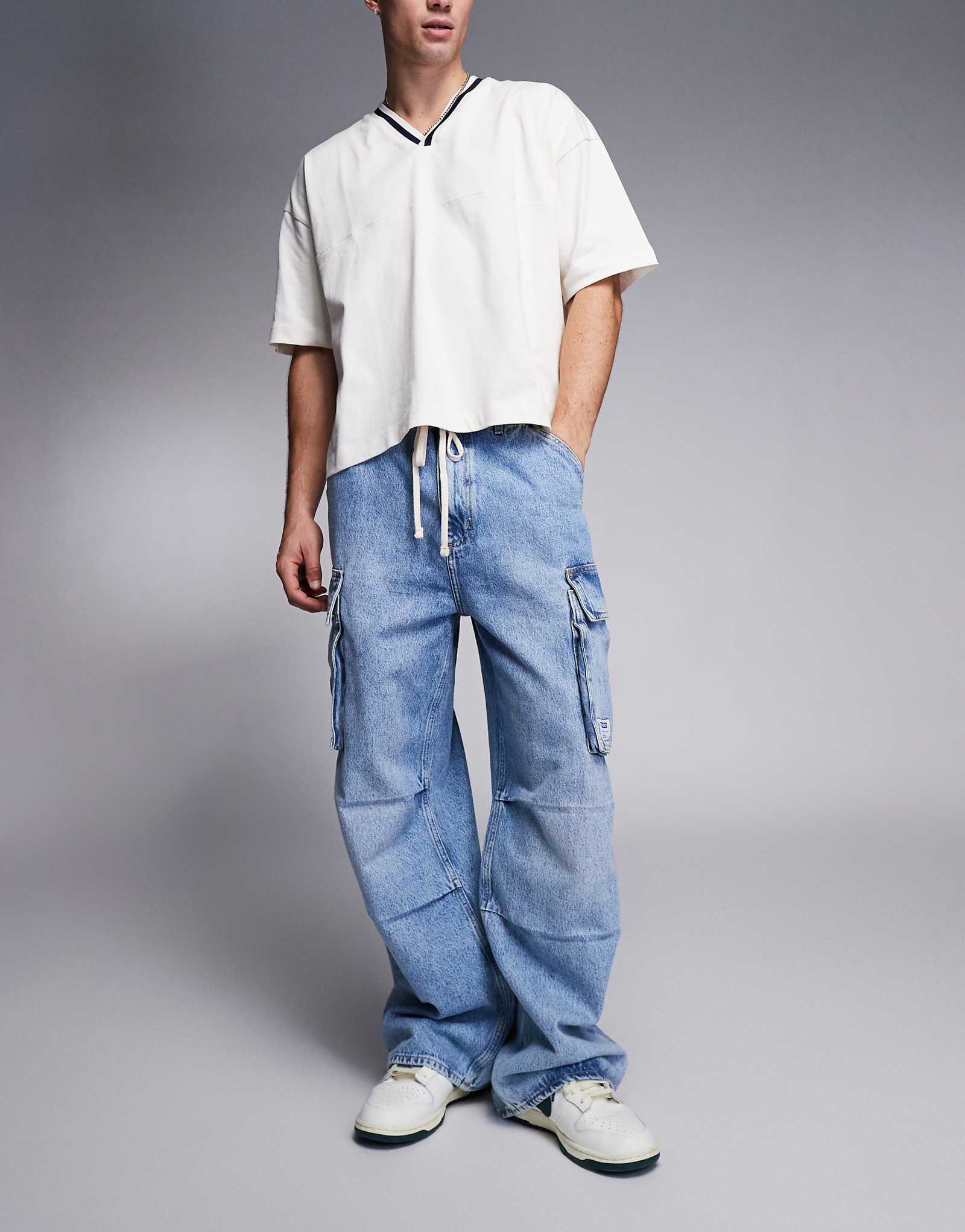 Джинсы HUGO BLUE Enora свободного кроя carpenter светло-голубого цвета с завязками на талии 19790₽